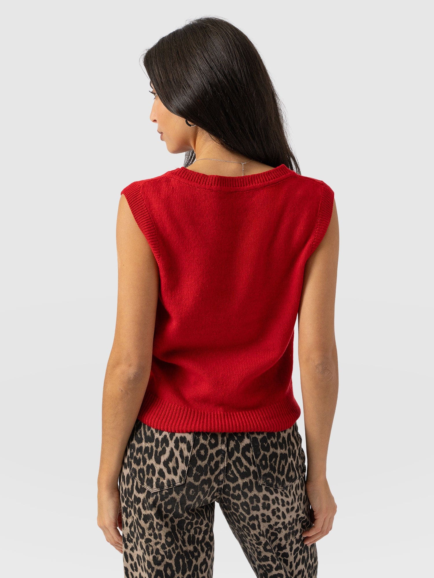Oxford Cashmere V Neck Sleeveless Knit - Red - Women's Jumpers | Saint + Sofia® EU