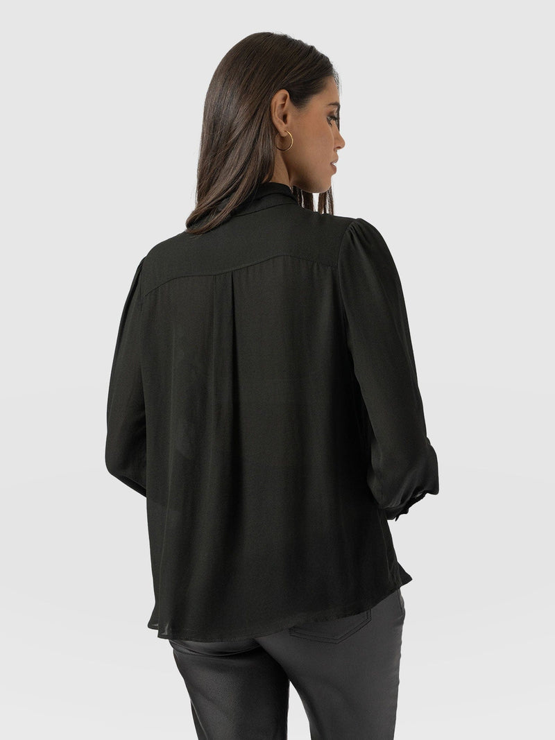Paxton Pussybow Blouse Black - Women's Blouses | Saint + Sofia® EU