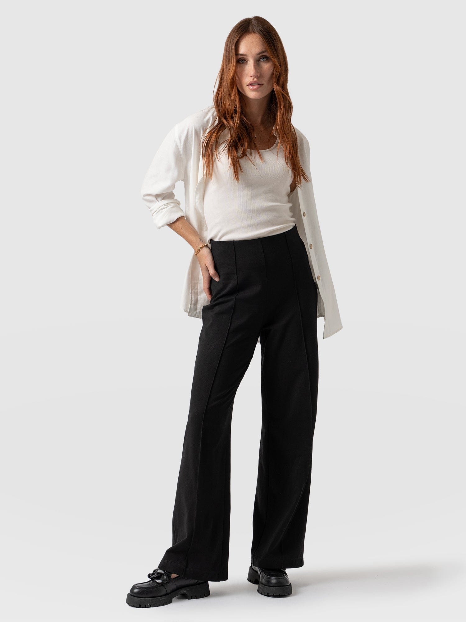 Pennie Wide Leg Pant Black  - Women's Trousers | Saint + Sofia® EU