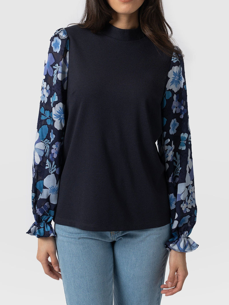 Penny Puff Sleeve Long Sleeve Navy Pop Floral - Women's T-Shirts | Saint + Sofia® EU