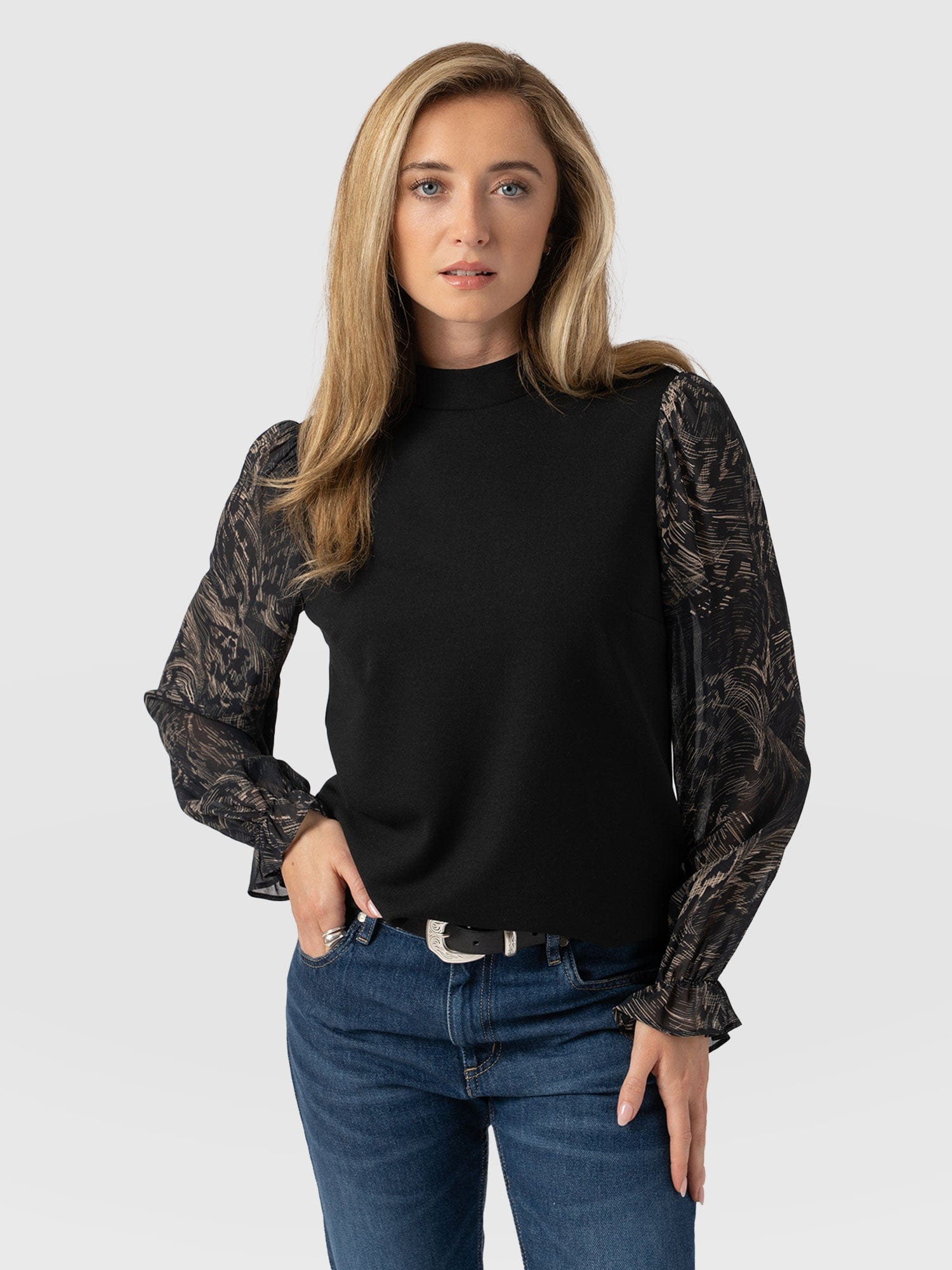 Penny Puff Sleeve Long Sleeve Spot Feather - Women's T-Shirts | Saint + Sofia® EU