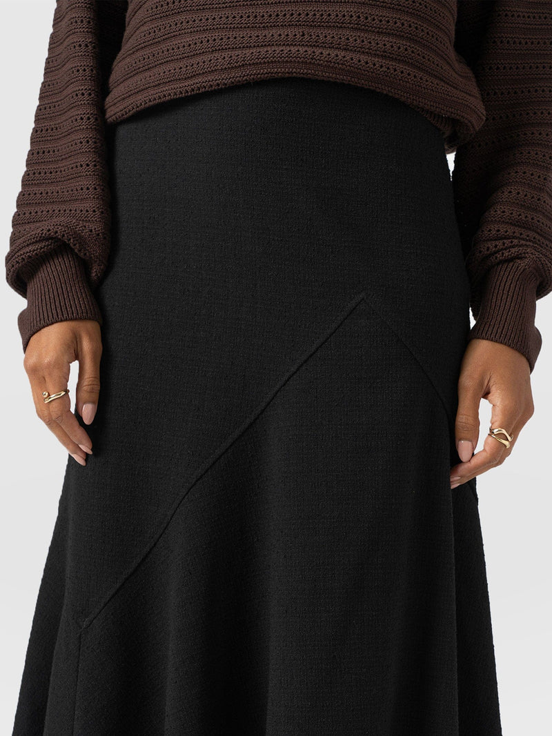 Piper Panelled Skirt  - Black Boucle - Women's Skirts | Saint + Sofia® EU