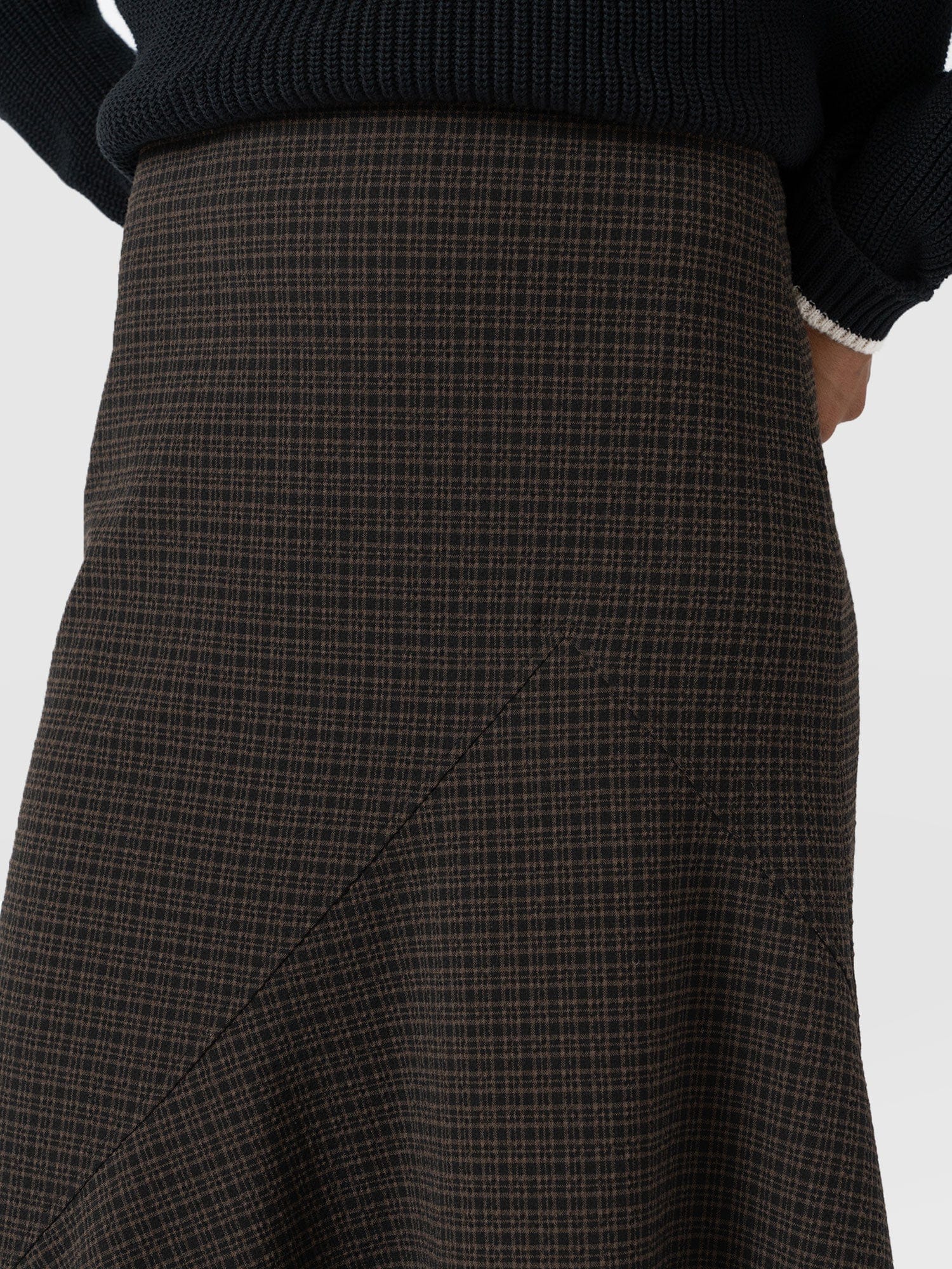 Piper Panelled Skirt - Brown Check - Women's Skirts | Saint + Sofia® EU