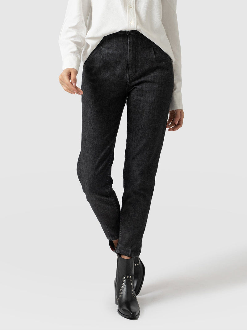 Pixie Pleat Mom Jeans Black - Women's Jeans | Saint + Sofia® EU