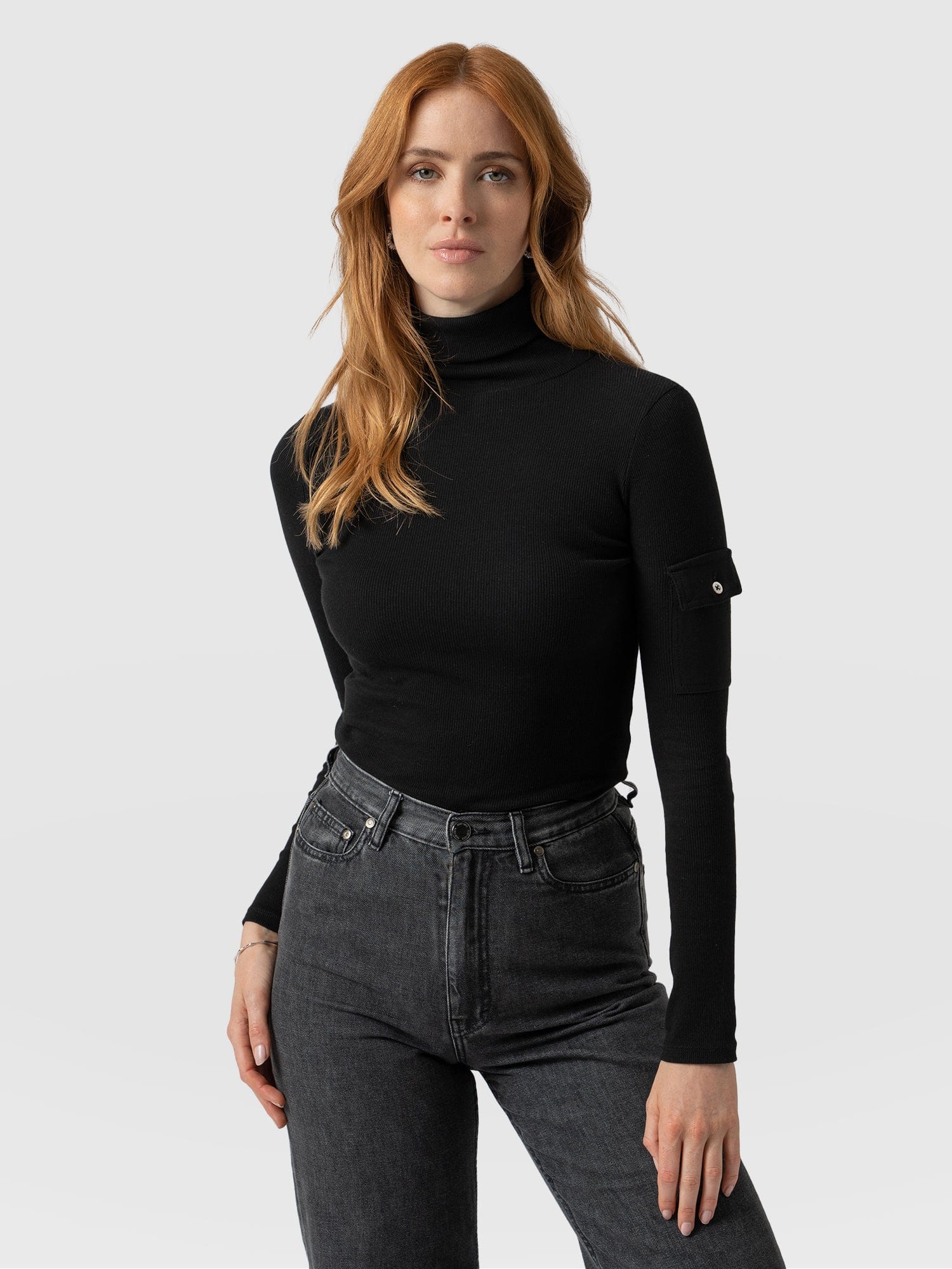 Pocket Roll Neck Black - Women's Jumpers | Saint + Sofia® EU