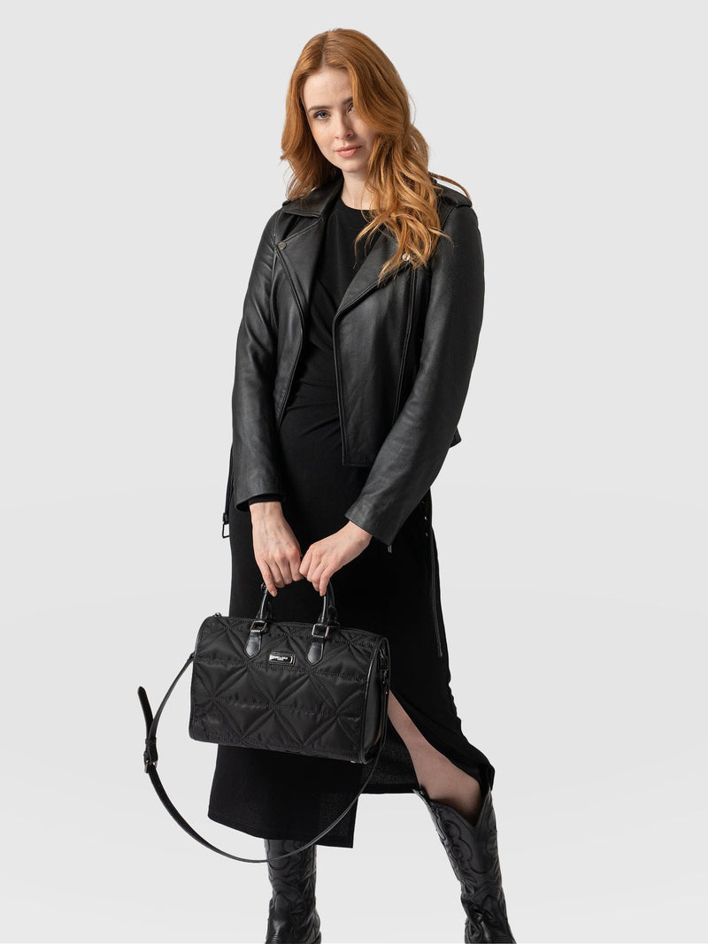 Quilted Maeve Duffle Bag Black - Women's Bags | Saint + Sofia® EU