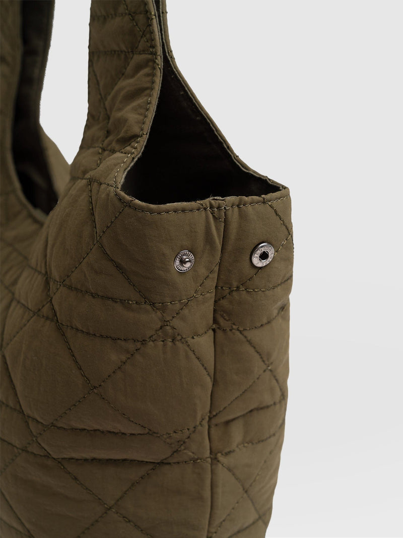 Quilted Stella Shoulder Tote Bag Khaki - Women's Bags | Saint + Sofia® EU