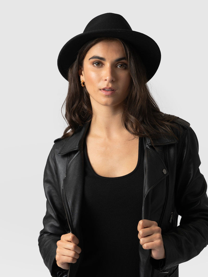 Ramona Studded Hat Black - Women's Hats | Saint + Sofia® EU