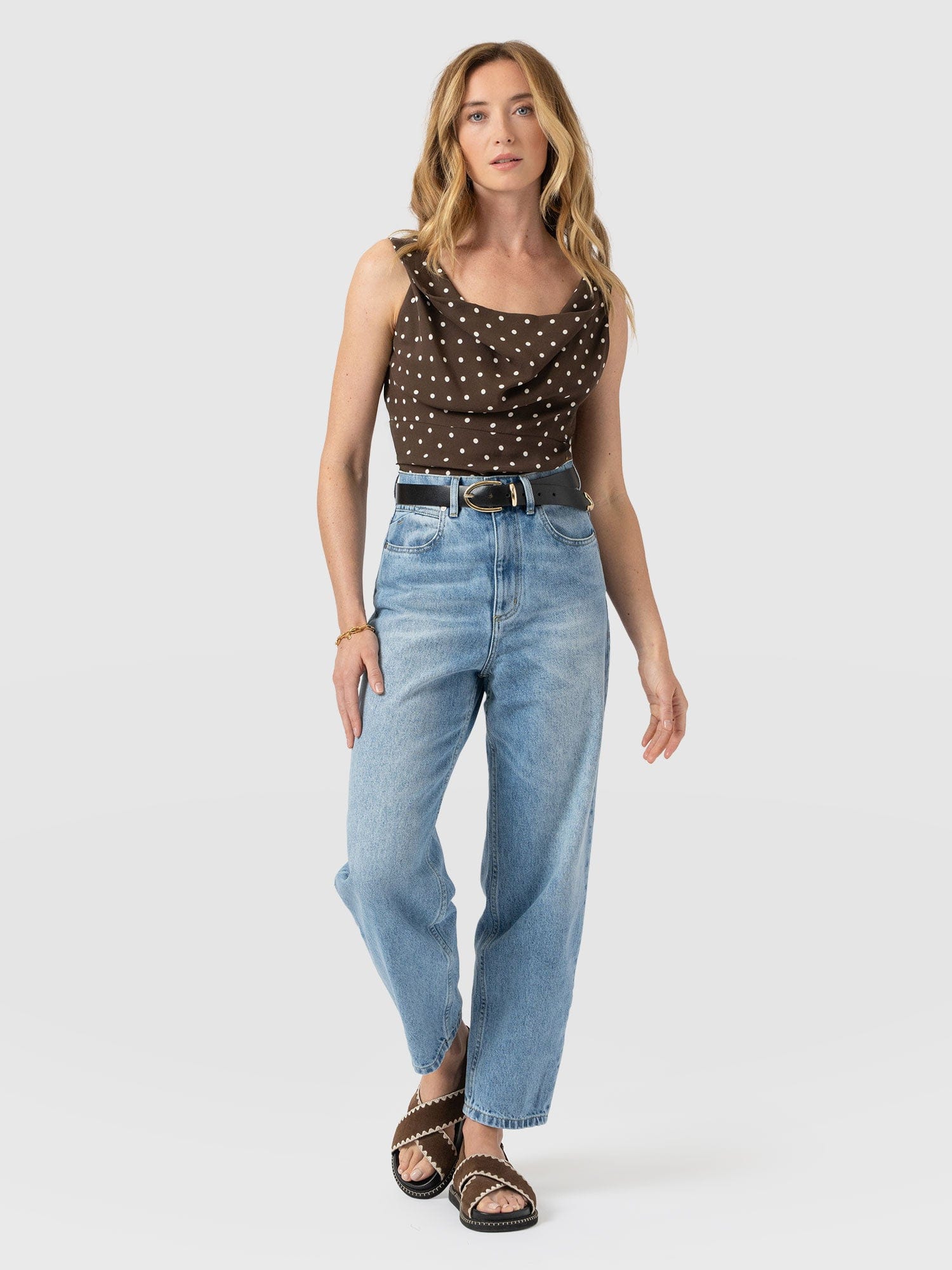 Raye Cowl Cami - Brown Polka Dot - Women's T-shirts | Saint + Sofia® EU