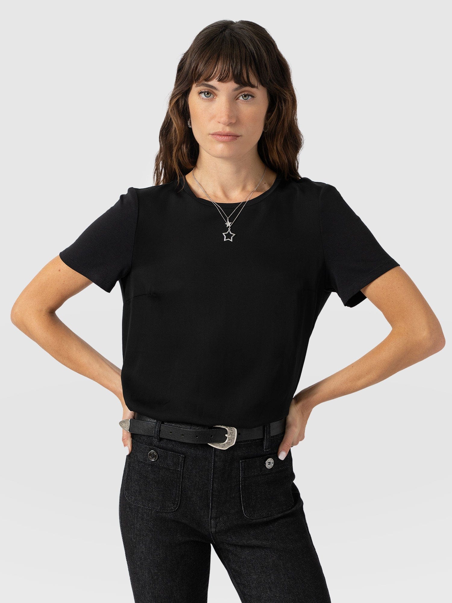 Rayner Contrast Tee Black - Women's T-Shirts | Saint + Sofia® EU