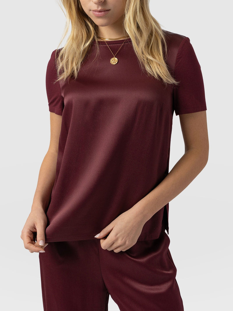 Rayner Contrast Tee Maroon - Women's T-Shirts | Saint + Sofia® EU