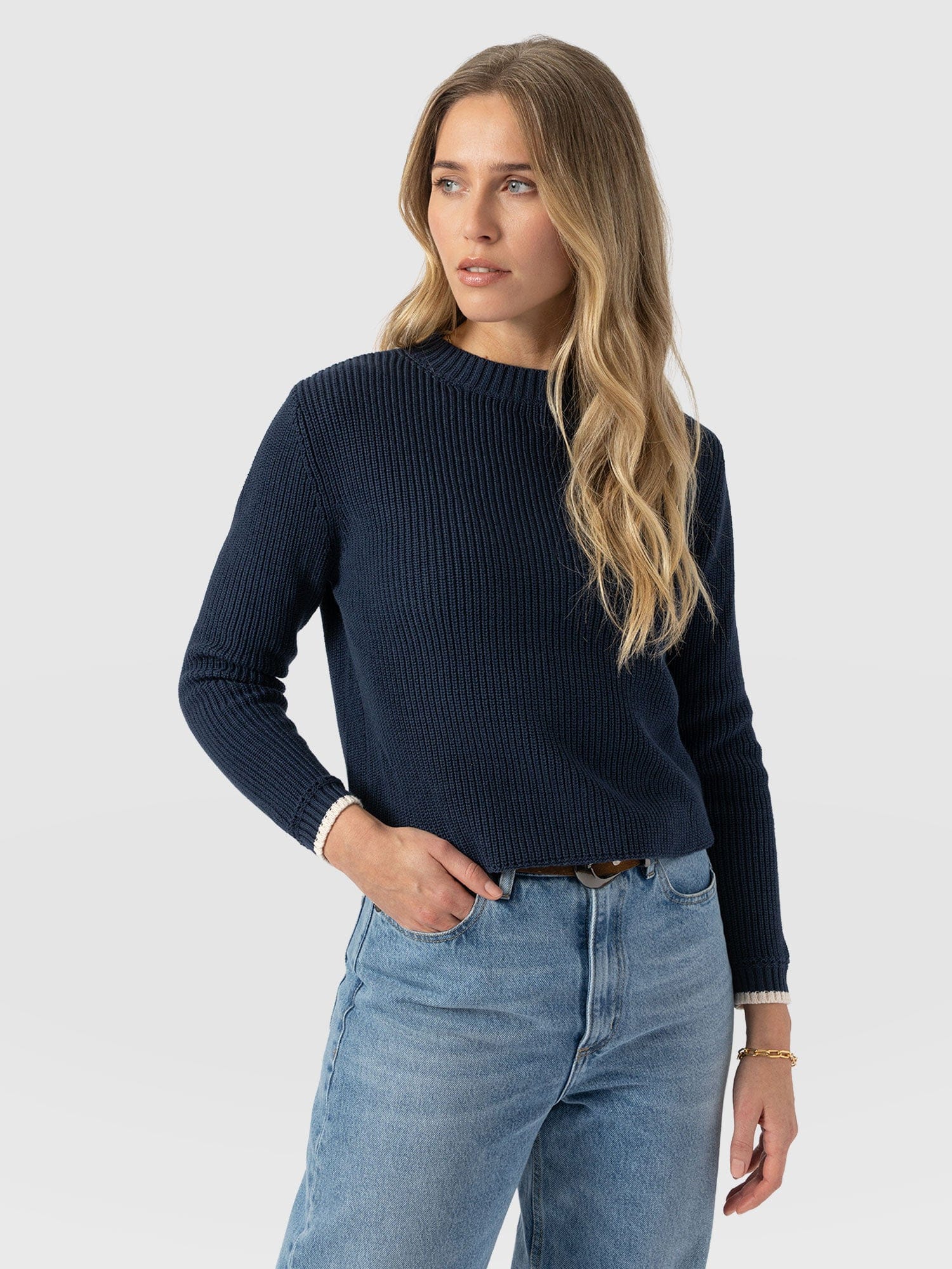 Remy Crop Jumper Navy - Women's Jumpers | Saint + Sofia® EU