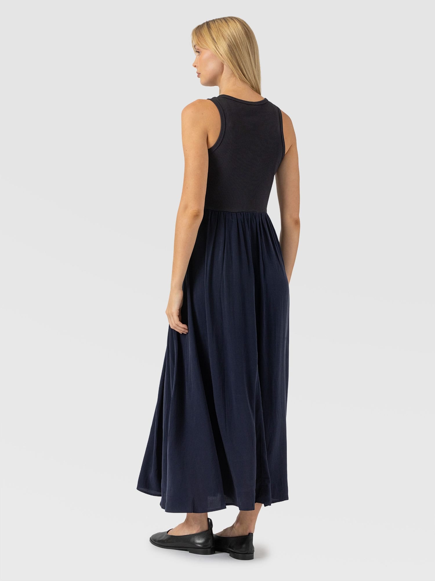 Renee Contrast Dress Navy - Women's Dresses | Saint and Sofia® EU