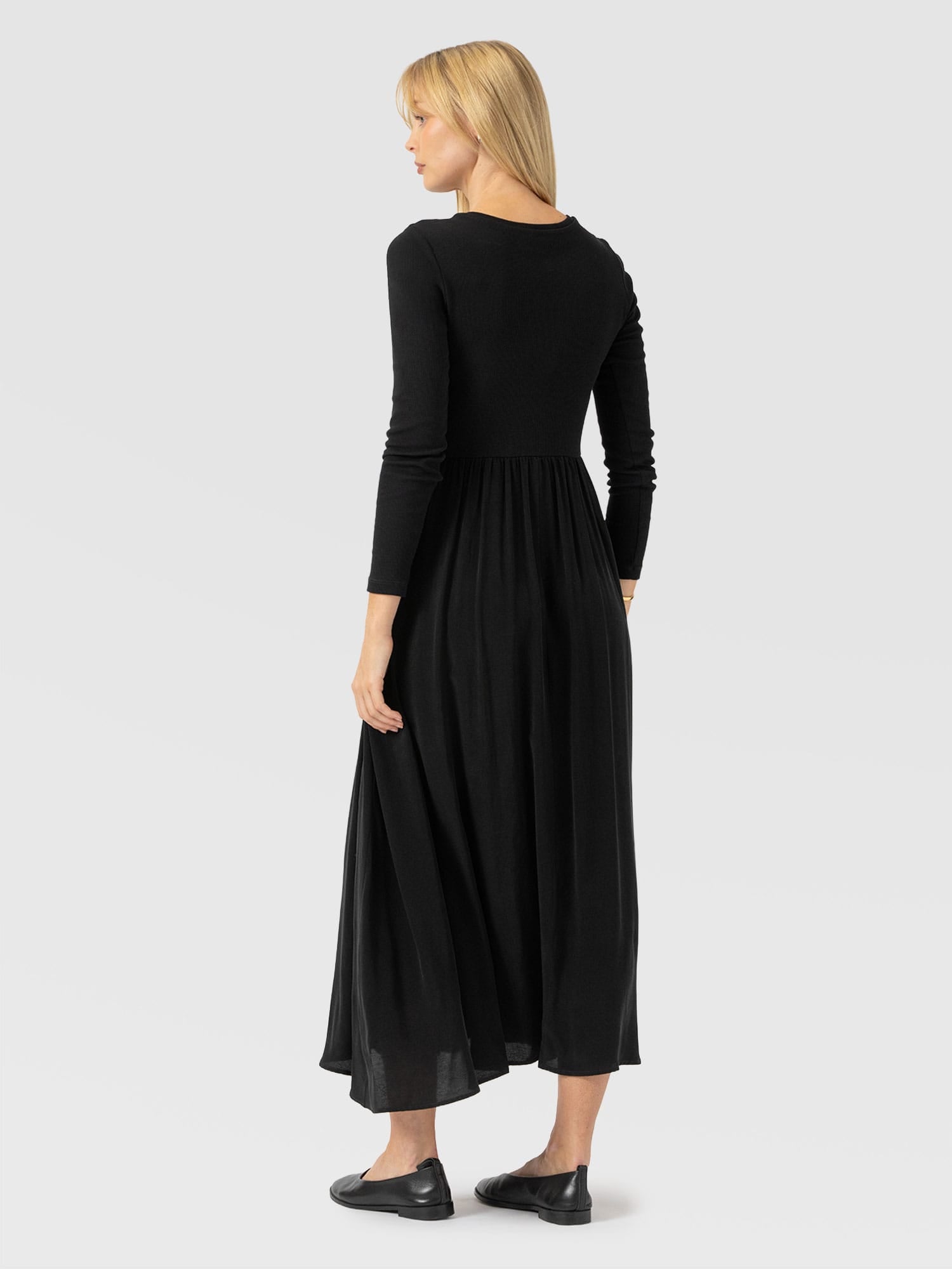 Renee Contrast Long Sleeve Dress - Black - Women's Dresses | Saint and Sofia® EU