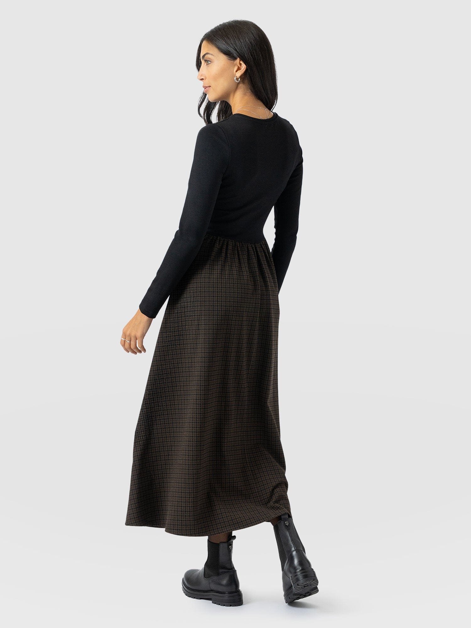Renee Contrast Long Sleeve Dress - Brown Check - Women's Dresses | Saint + Sofia® EU