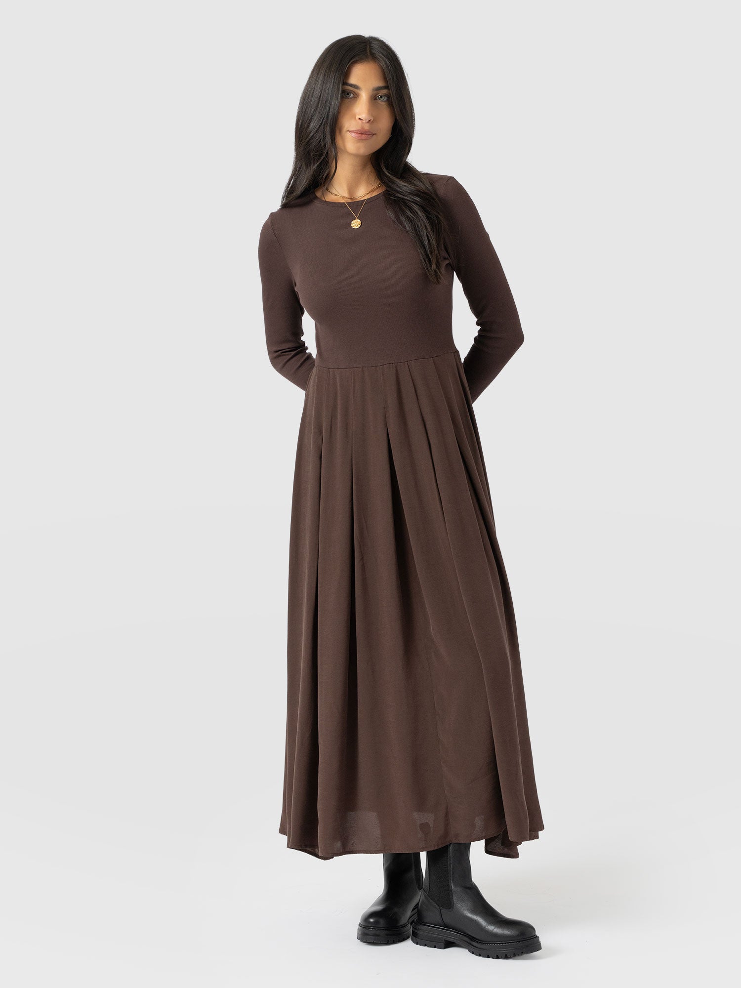 Renee Contrast Long Sleeve Dress - Brown - Women's Dresses | Saint + Sofia® EU