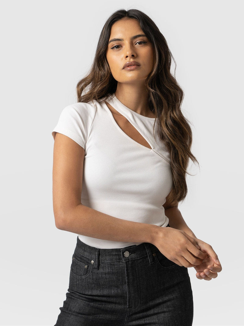 Reveal Tee Cream - Women's T-shirts | Saint + Sofia® EU