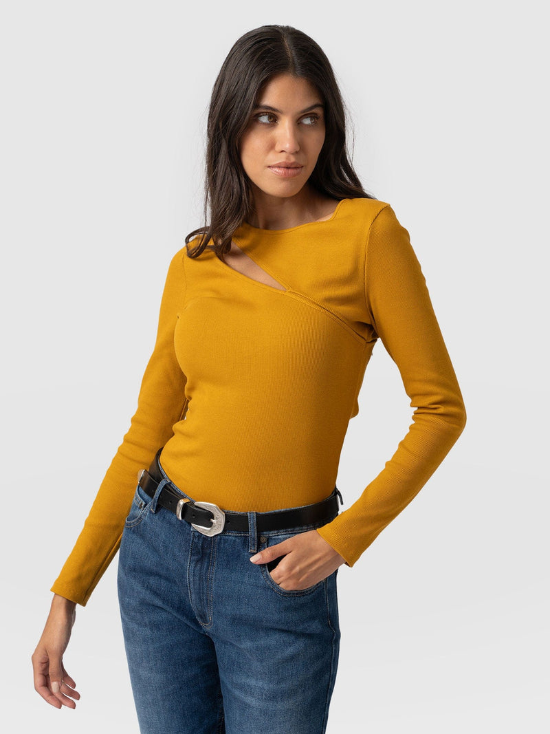 Reveal Tee Long Sleeve Ochre - Women's T-shirts | Saint + Sofia® EU