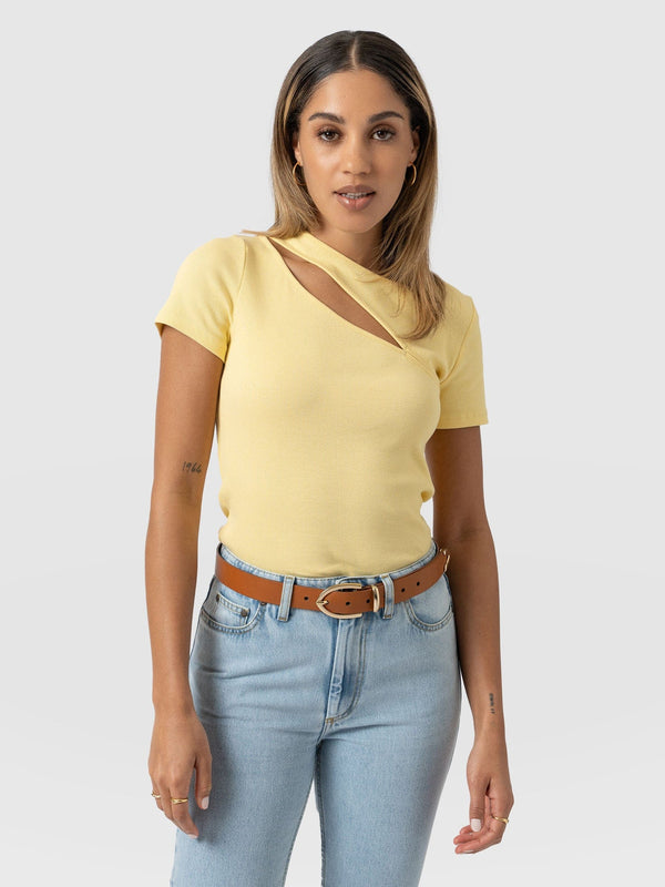 Reveal Tee Yellow - Women's T-shirts | Saint + Sofia® EU