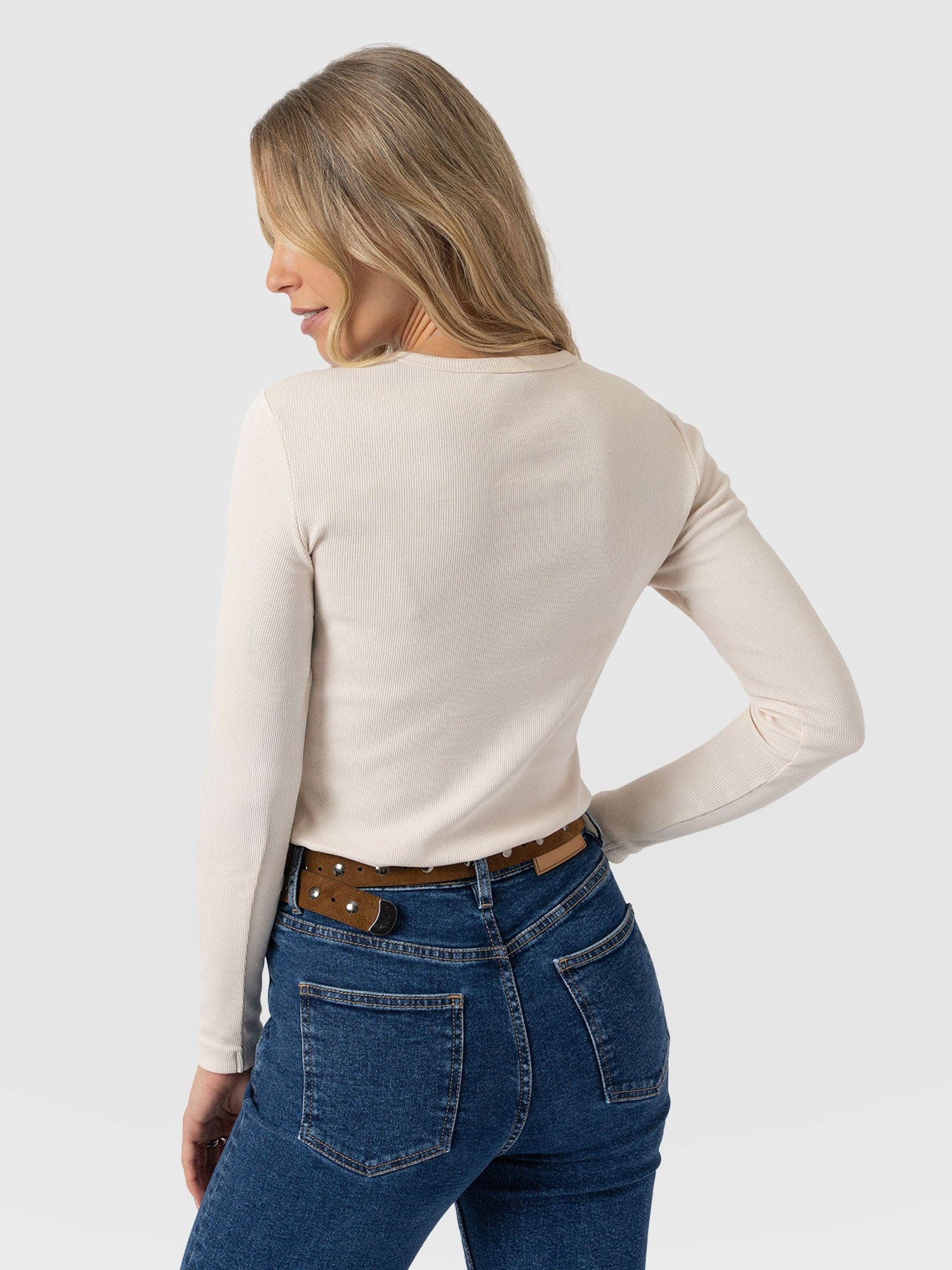 Ribbed Long Sleeve Tee - Cream - Women's T-shirts | Saint + Sofia® EU