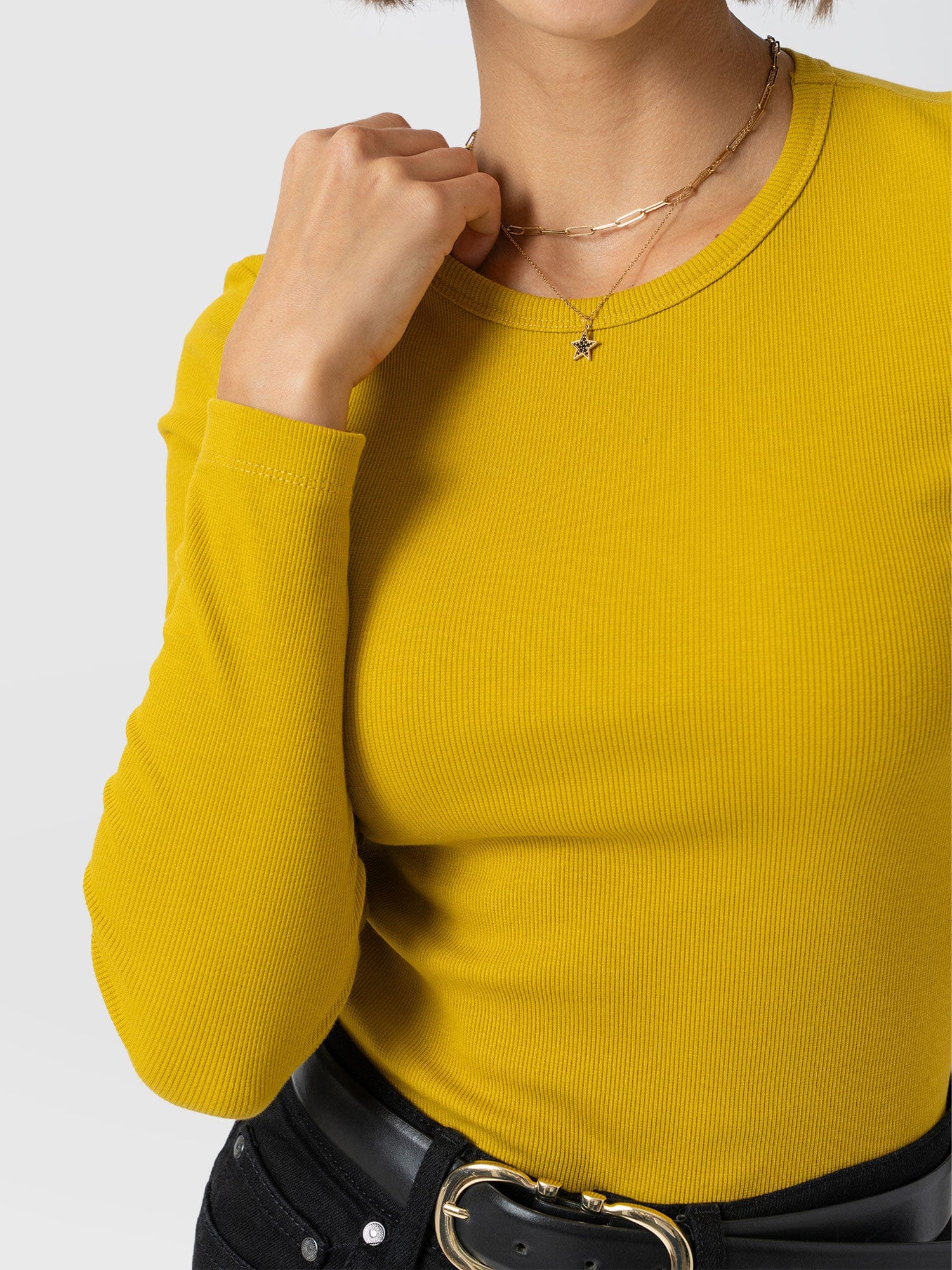 Ribbed Long Sleeve Tee - Mustard - Women's T-shirts | Saint + Sofia® EU