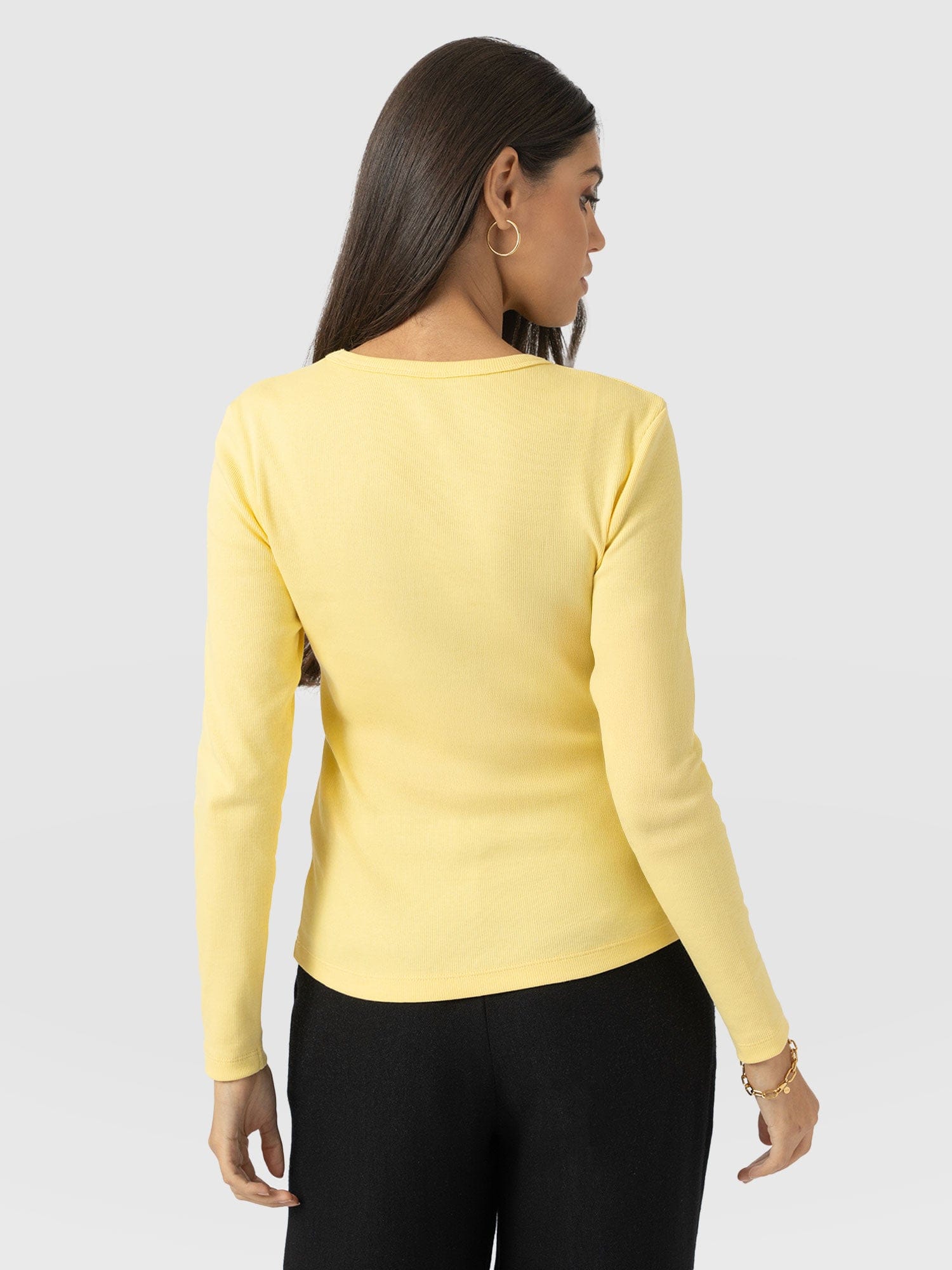 Ribbed Long Sleeve Tee - Pale Yellow - Women's T-shirts | Saint + Sofia® EU
