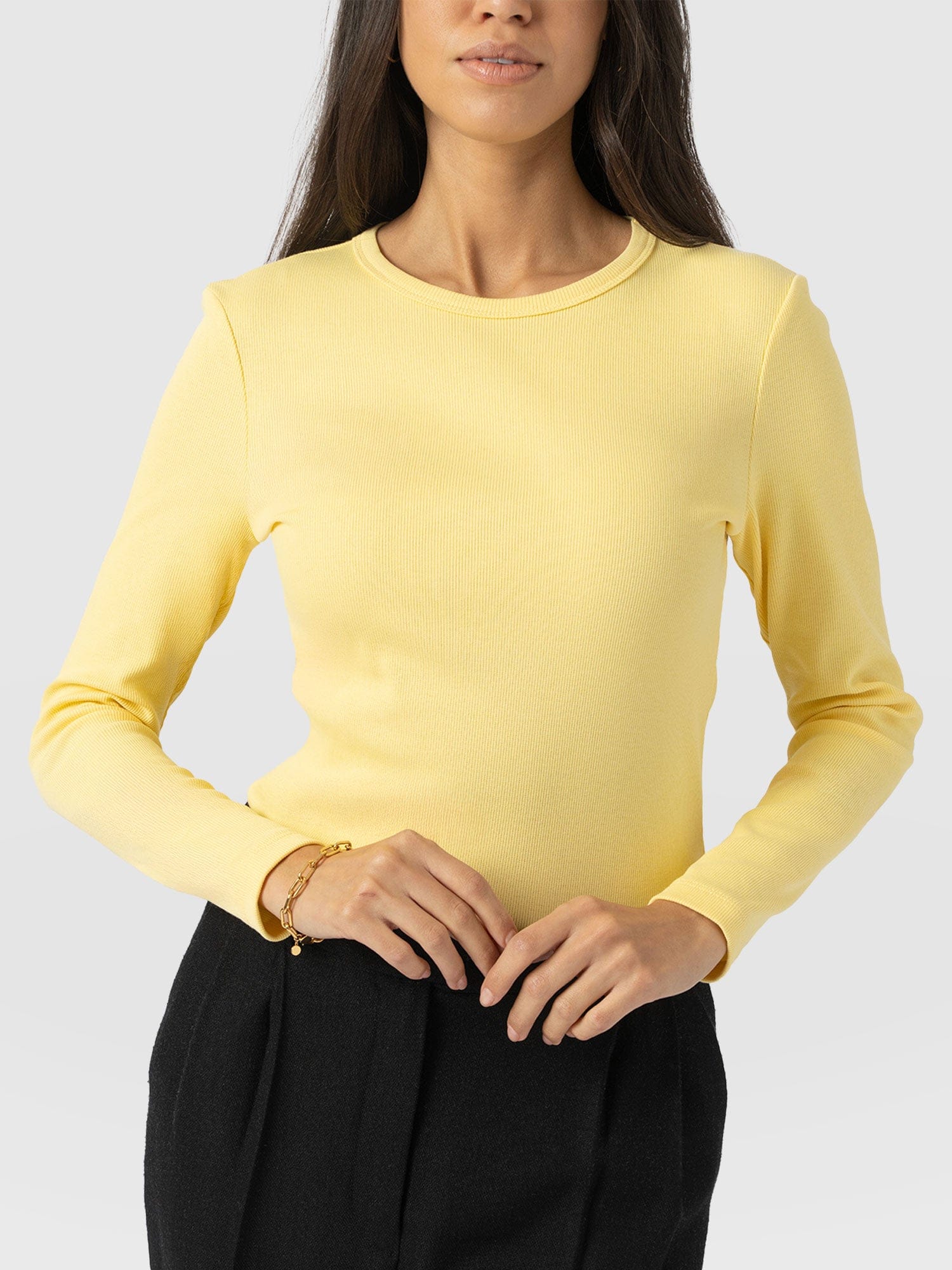 Ribbed Long Sleeve Tee - Pale Yellow - Women's T-shirts | Saint + Sofia® EU