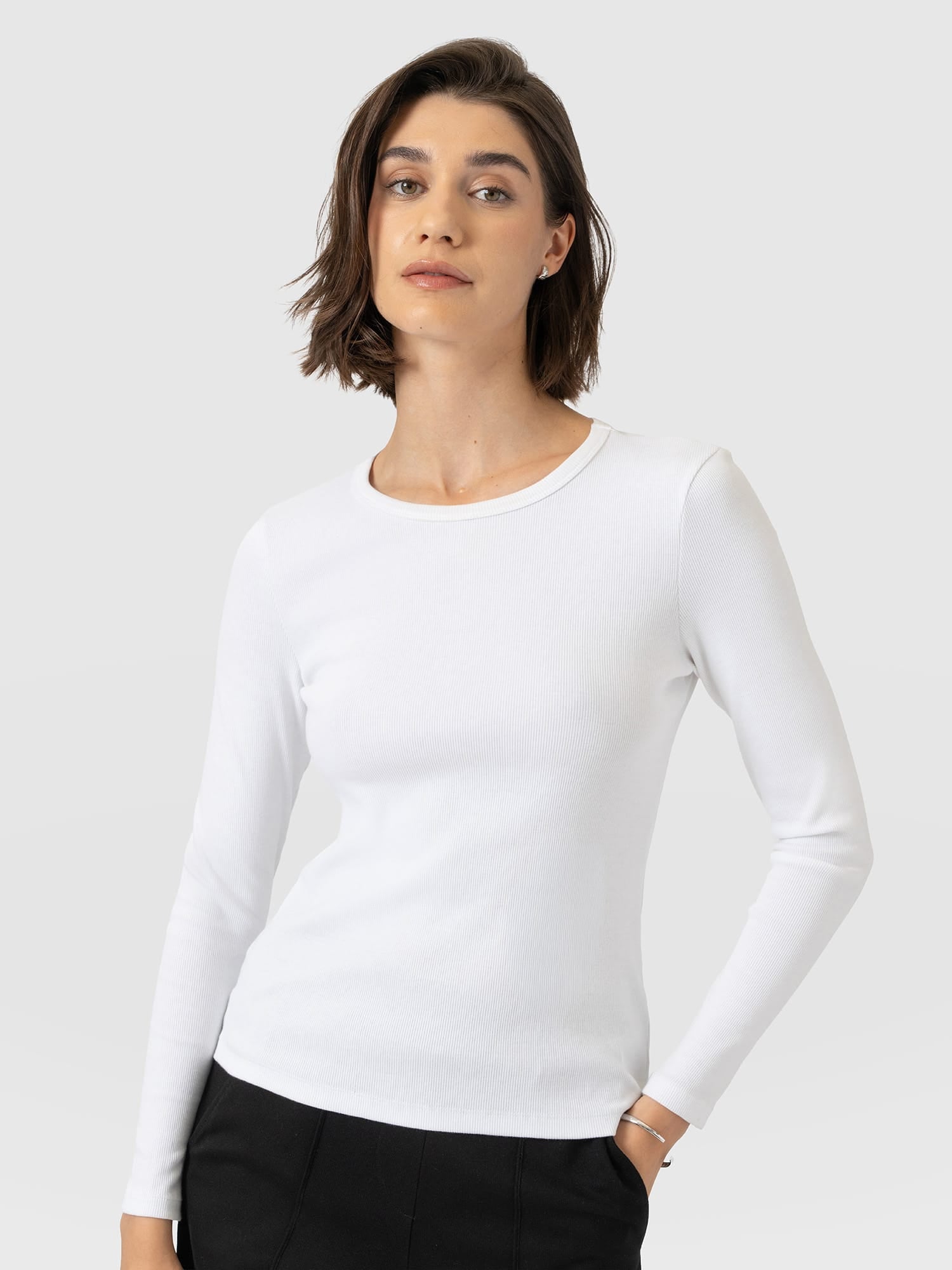 Ribbed Long Sleeve Tee - White - Women's T-shirts | Saint and Sofia® EU