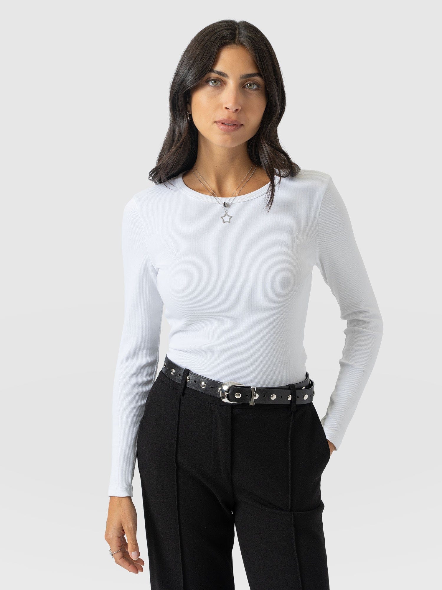 Ribbed Long Sleeve Tee - White - Women's T-shirts | Saint and Sofia® EU