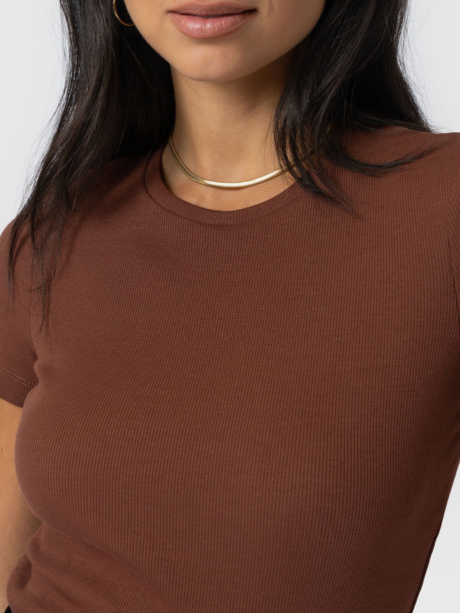 Ribbed Short Sleeve Tee - Russet Brown - Women's T-shirts | Saint + Sofia? EU