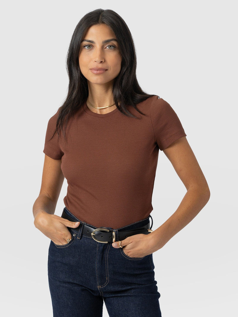 Ribbed Short Sleeve Tee - Russet Brown - Women's T-shirts | Saint + Sofia? EU