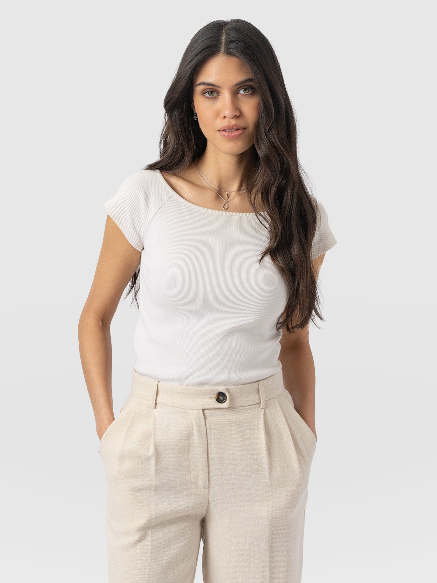 Riviera Tee Jet Stream Cream - Women's T-shirts | Saint + Sofia® EU