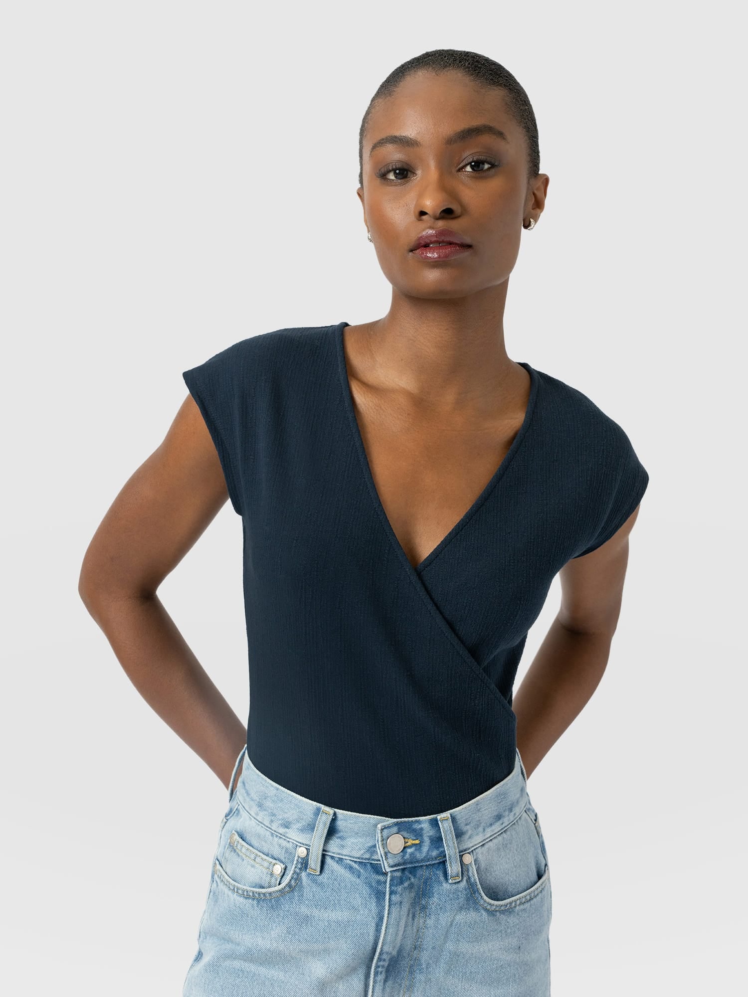 Rosa Wrap Top - Navy Textured - Women's T-shirts | Saint and Sofia® EU