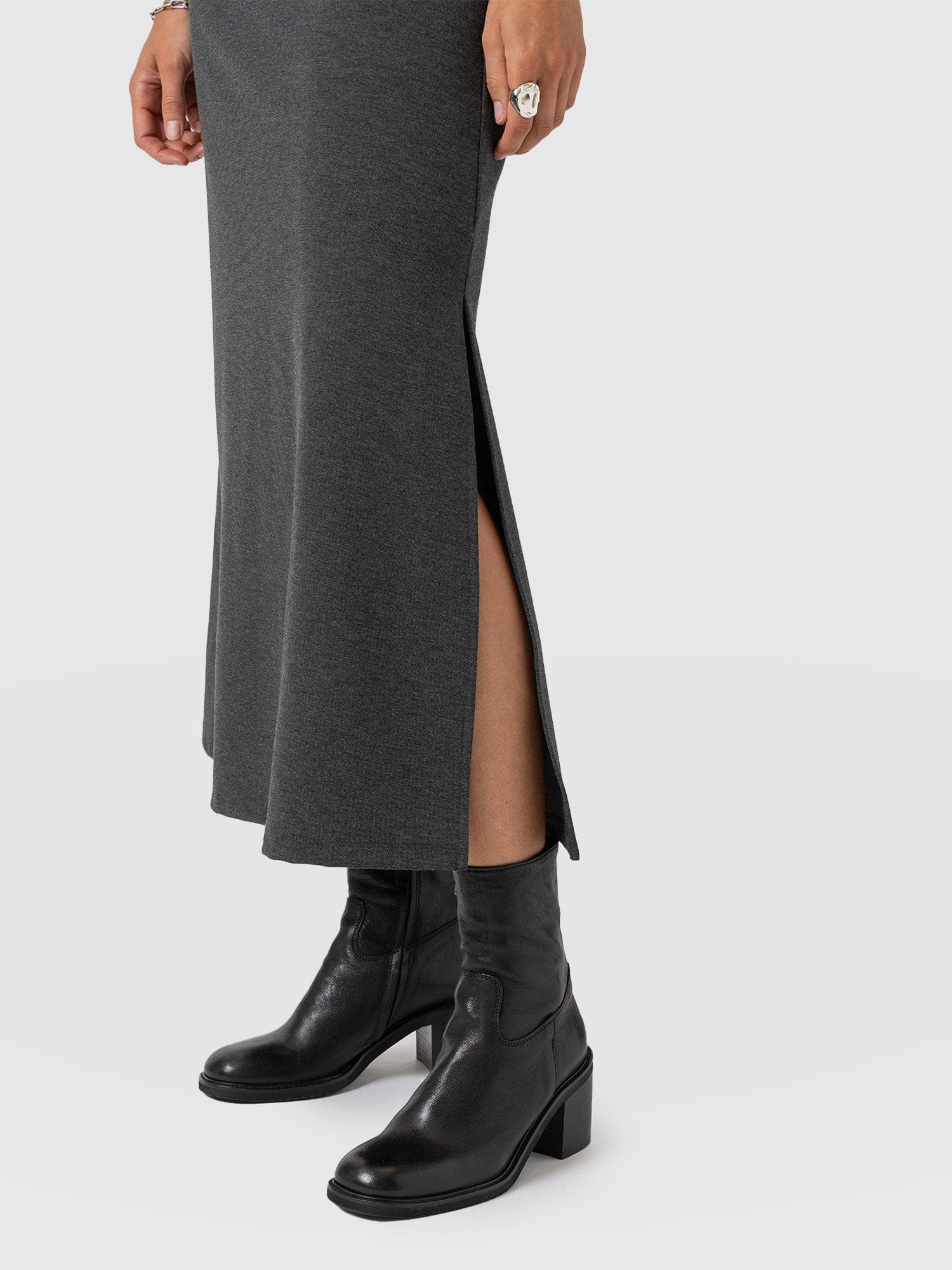 Rowan Dress - Charcoal - Molten - Women's Dresses | Saint + Sofia® EU