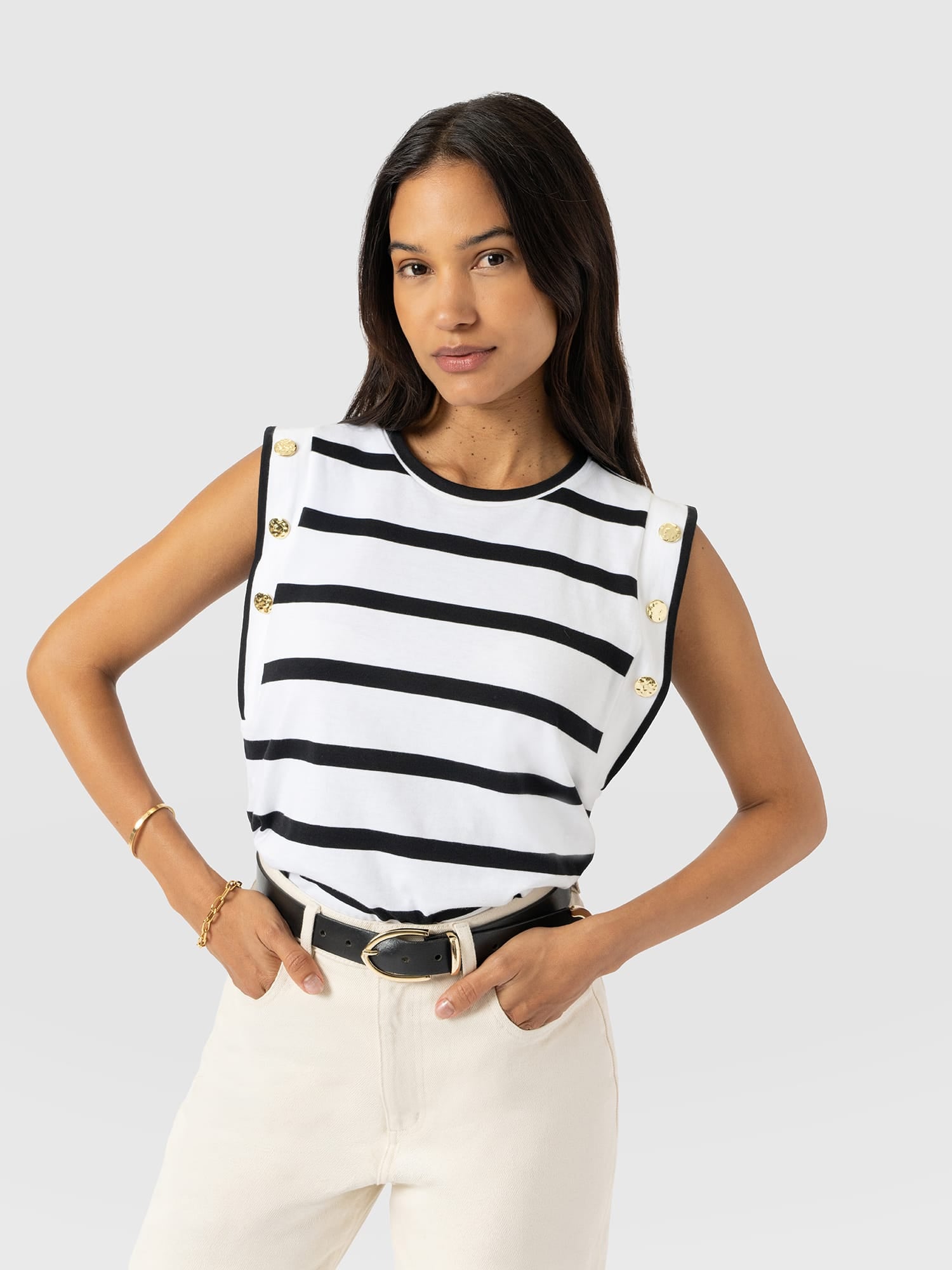 Rowan Tee - Black Stripe - Women's T-shirts | Saint + Sofia® EU