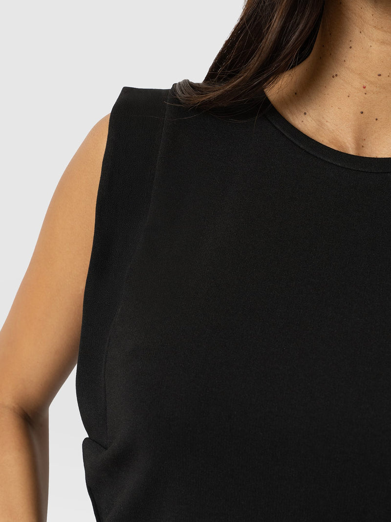 Rowan Tee - Black - Women's Jumpers | Saint + Sofia® EU
