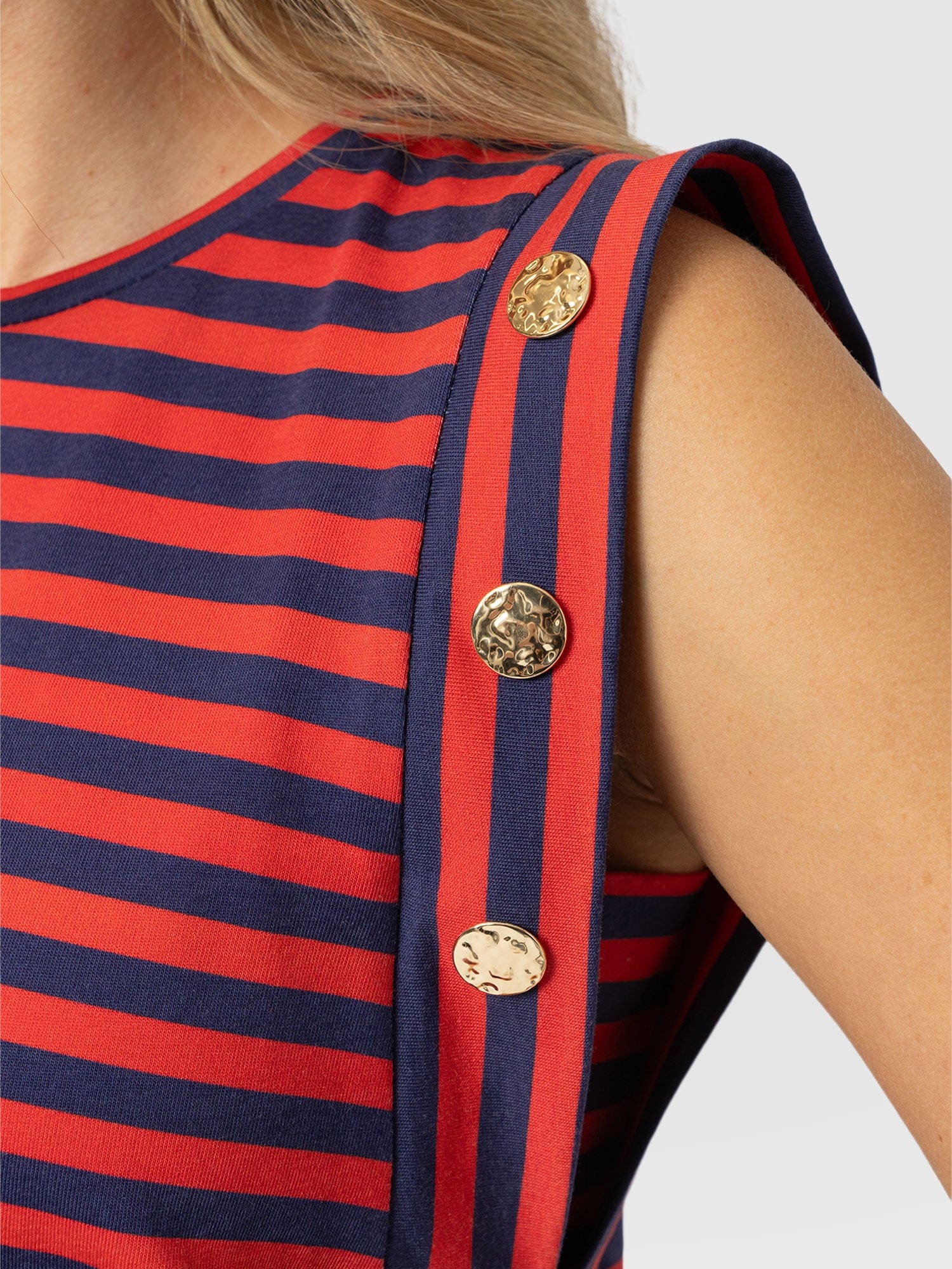 Rowan Tee - Red/Navy Stripe - Women's T-shirts | Saint + Sofia® EU