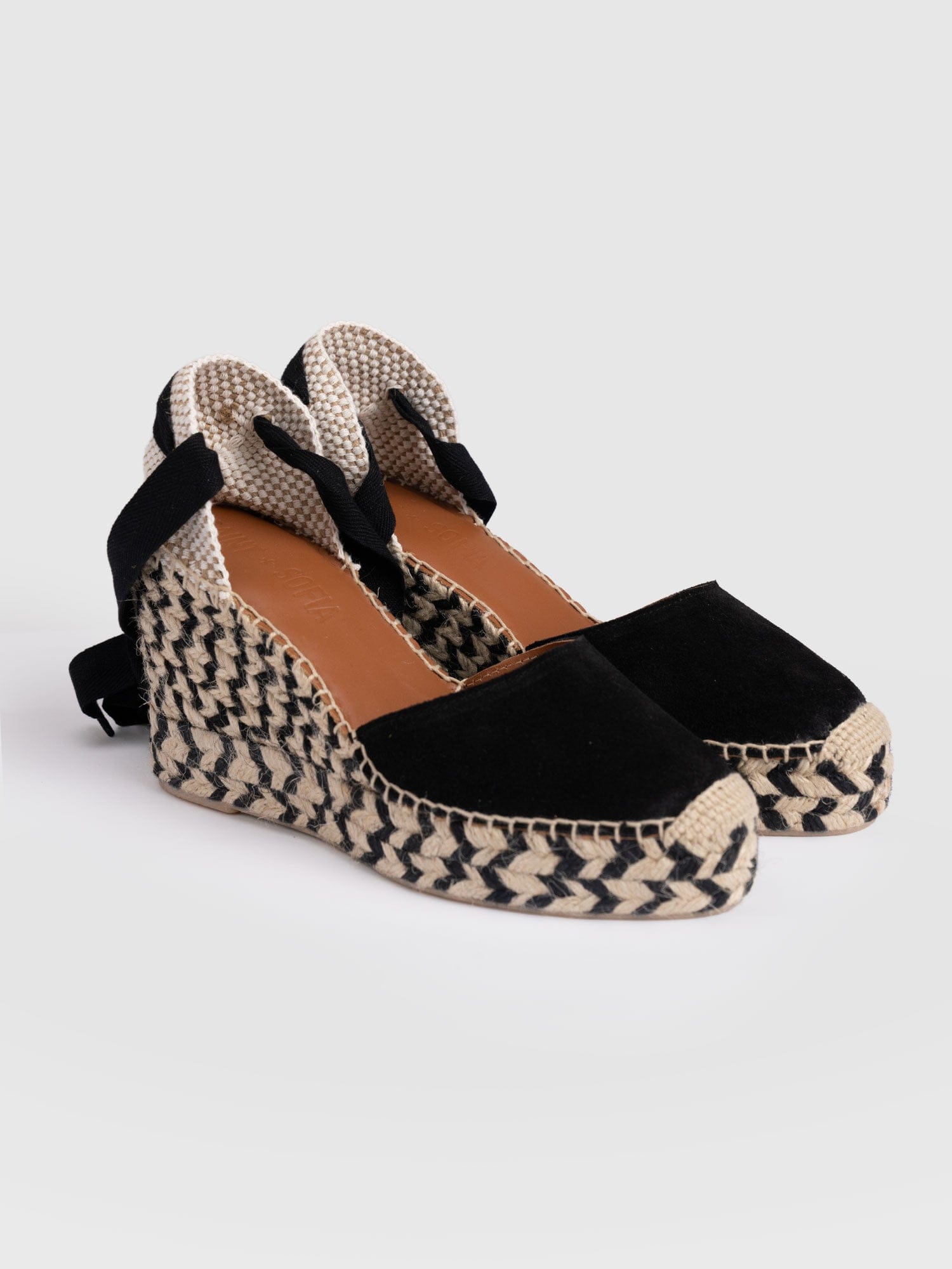 Rowe Espadrille Tie Wedges - Black Suede - Women's Shoes | Saint + Sofia® EU