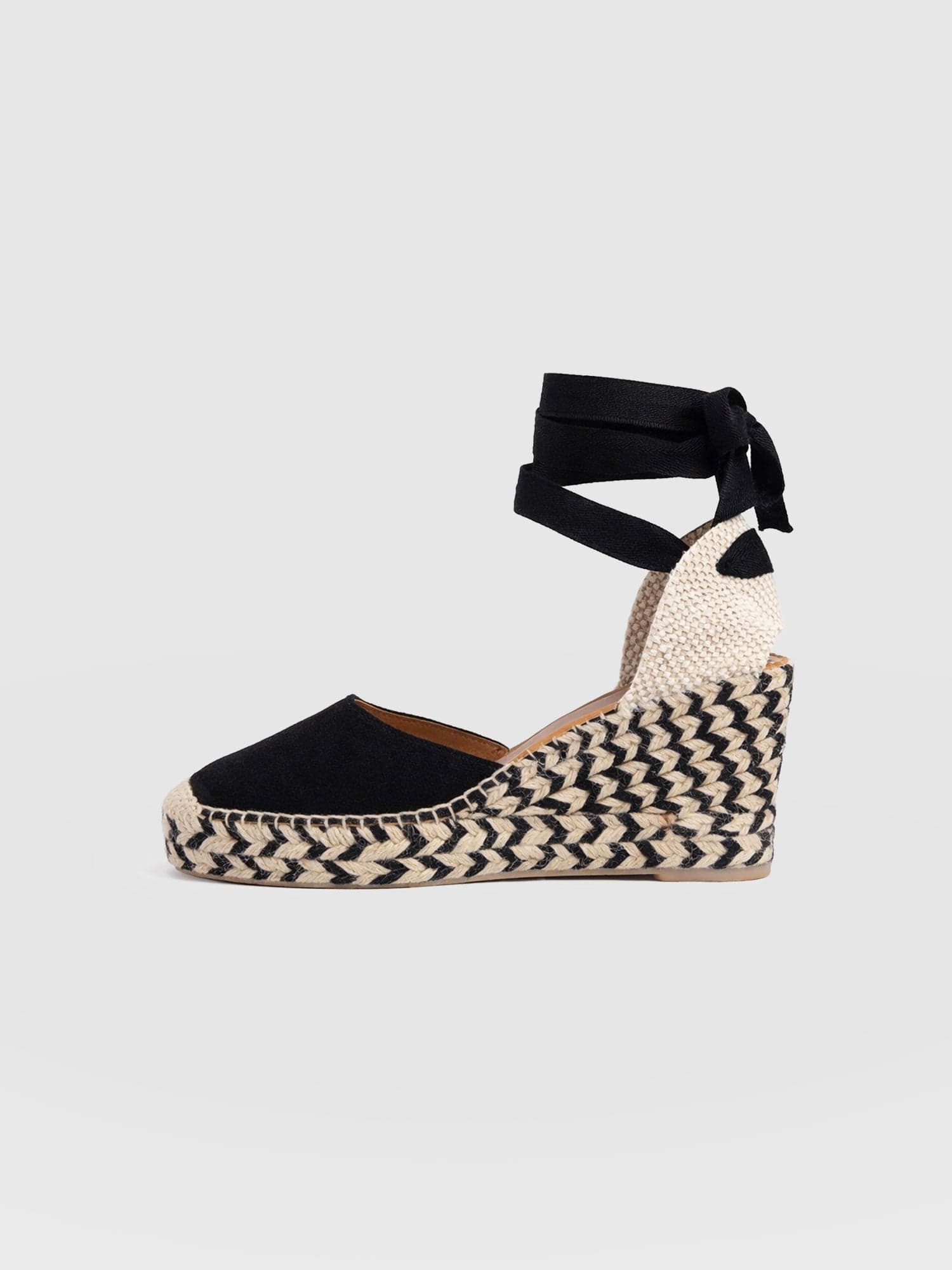 Rowe Espadrille Tie Wedges - Black Suede - Women's Shoes | Saint + Sofia® EU