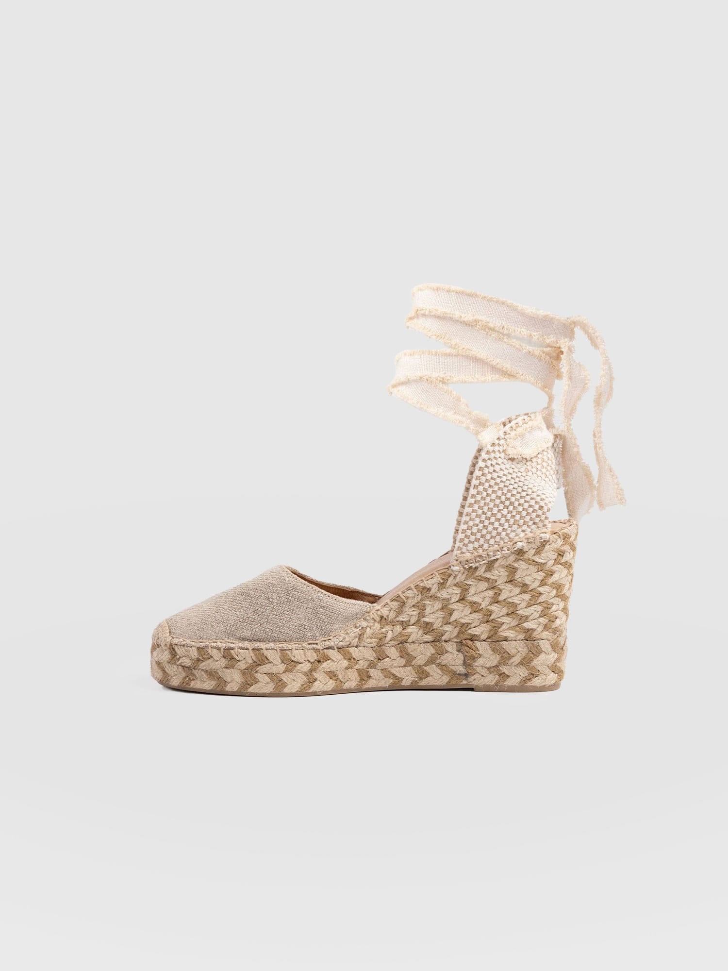 Rowe Espadrille Tie Wedges - Cream - Women's Sandalss | Saint + Sofia® EU