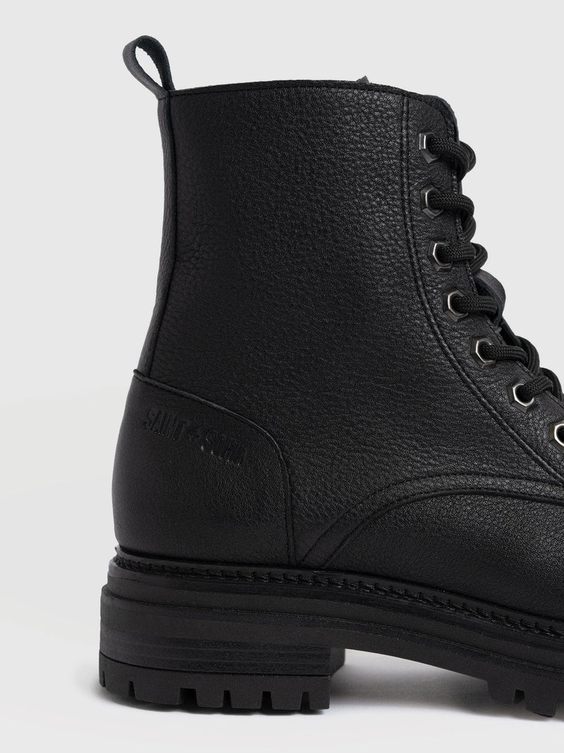 Roxie Biker Boot - Black - Women's Shoes | Saint + Sofia® EU