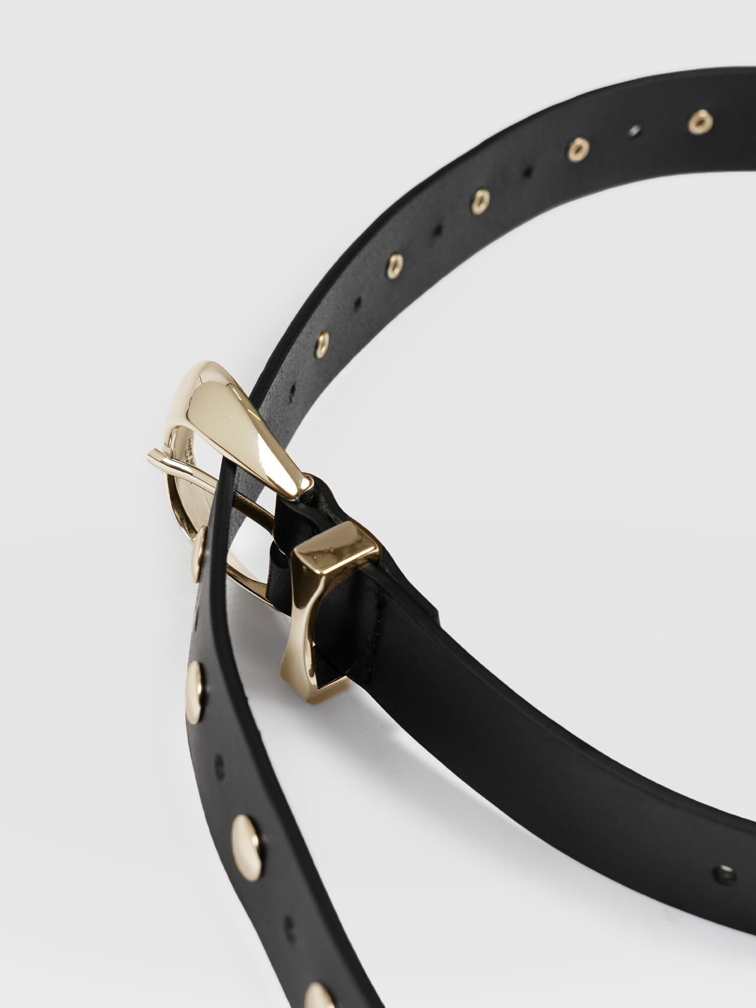 Roxie Studded Belt - Black/Gold - Women's Accessories | Saint + Sofia® EU