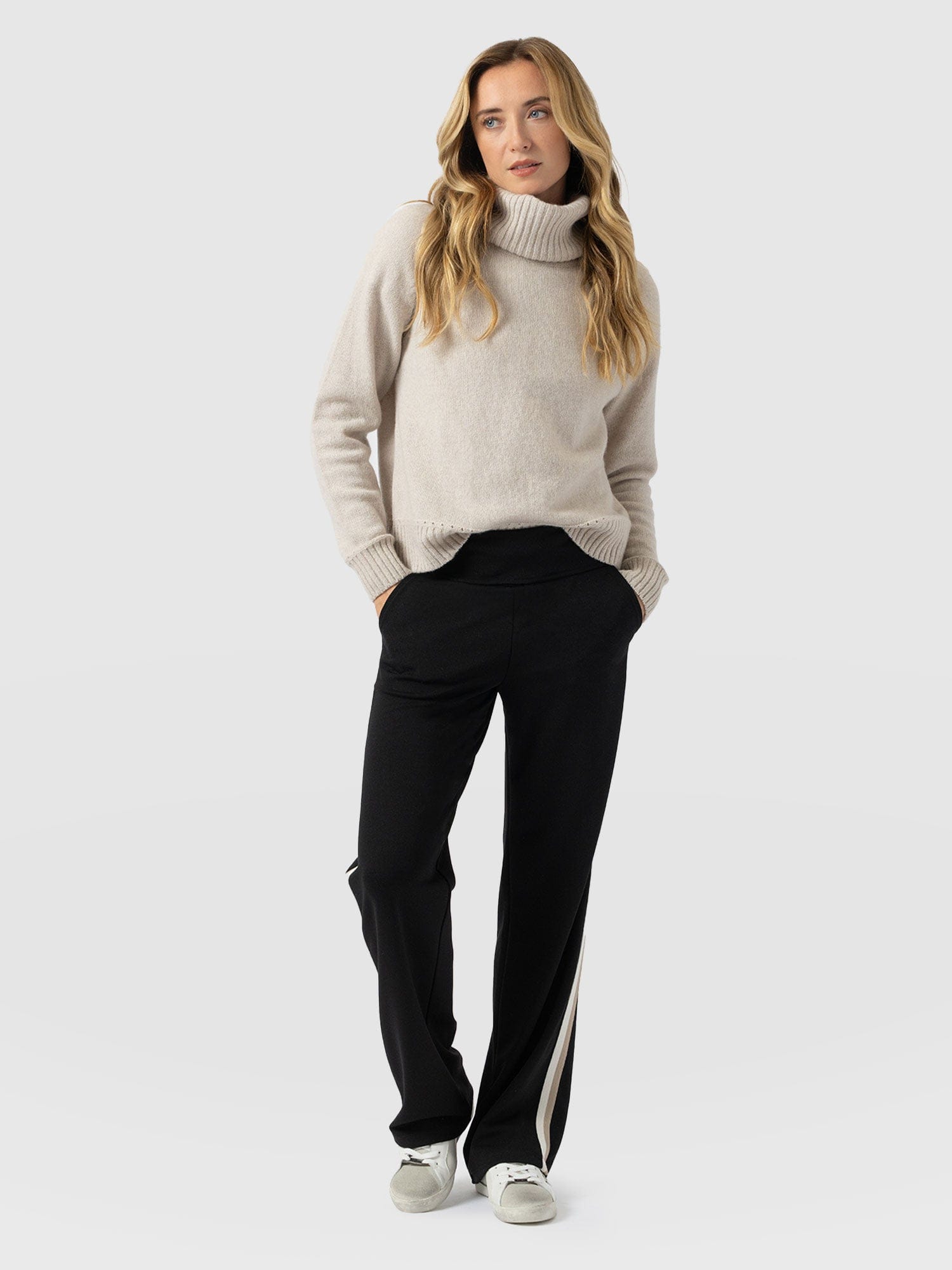 Runway Pant - Black - Cream/Beige Stripe - Women's Trousers | Saint + Sofia® EU