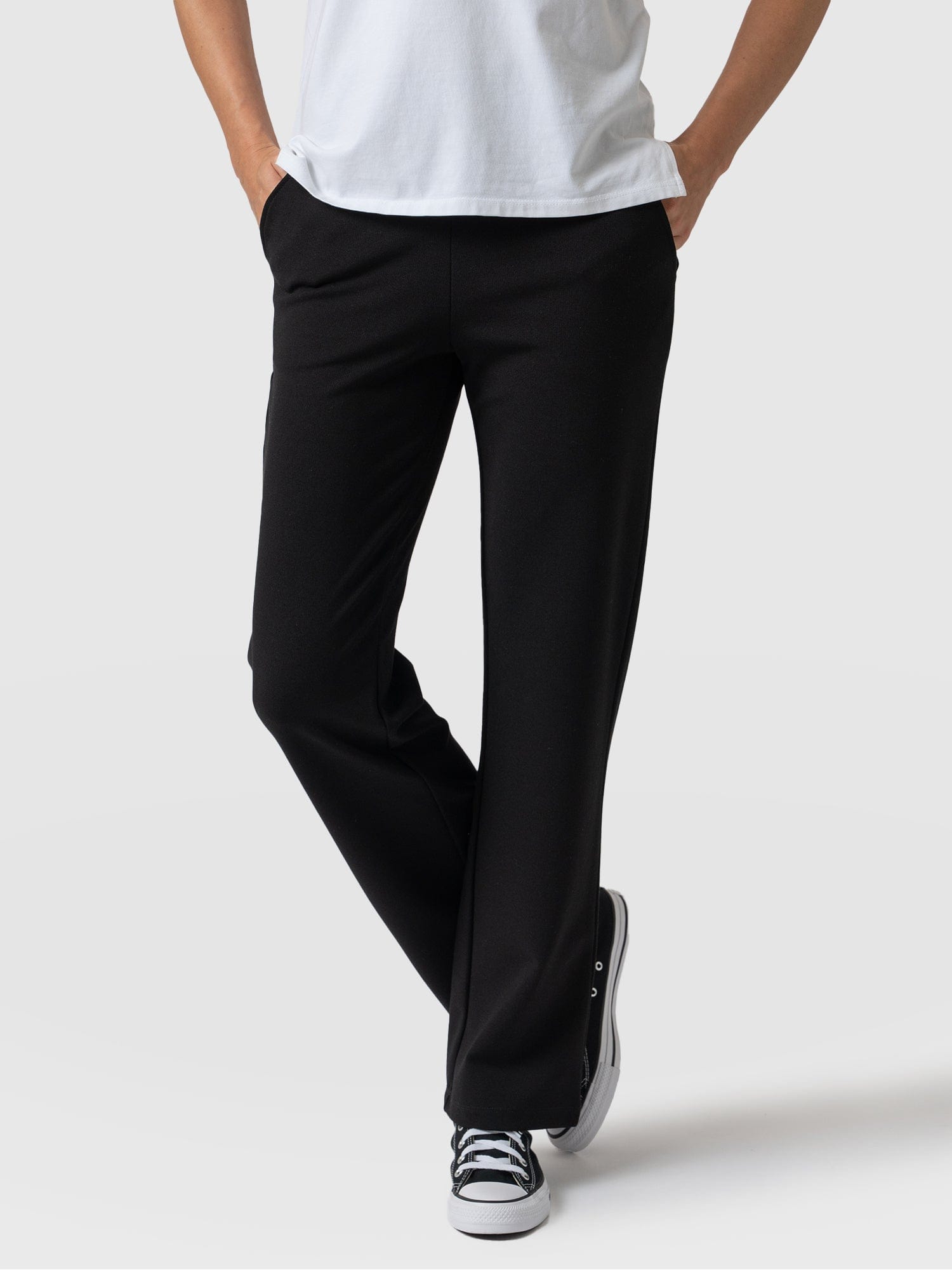 Runway Pant Black - Women's Trousers | Saint + Sofia® EU