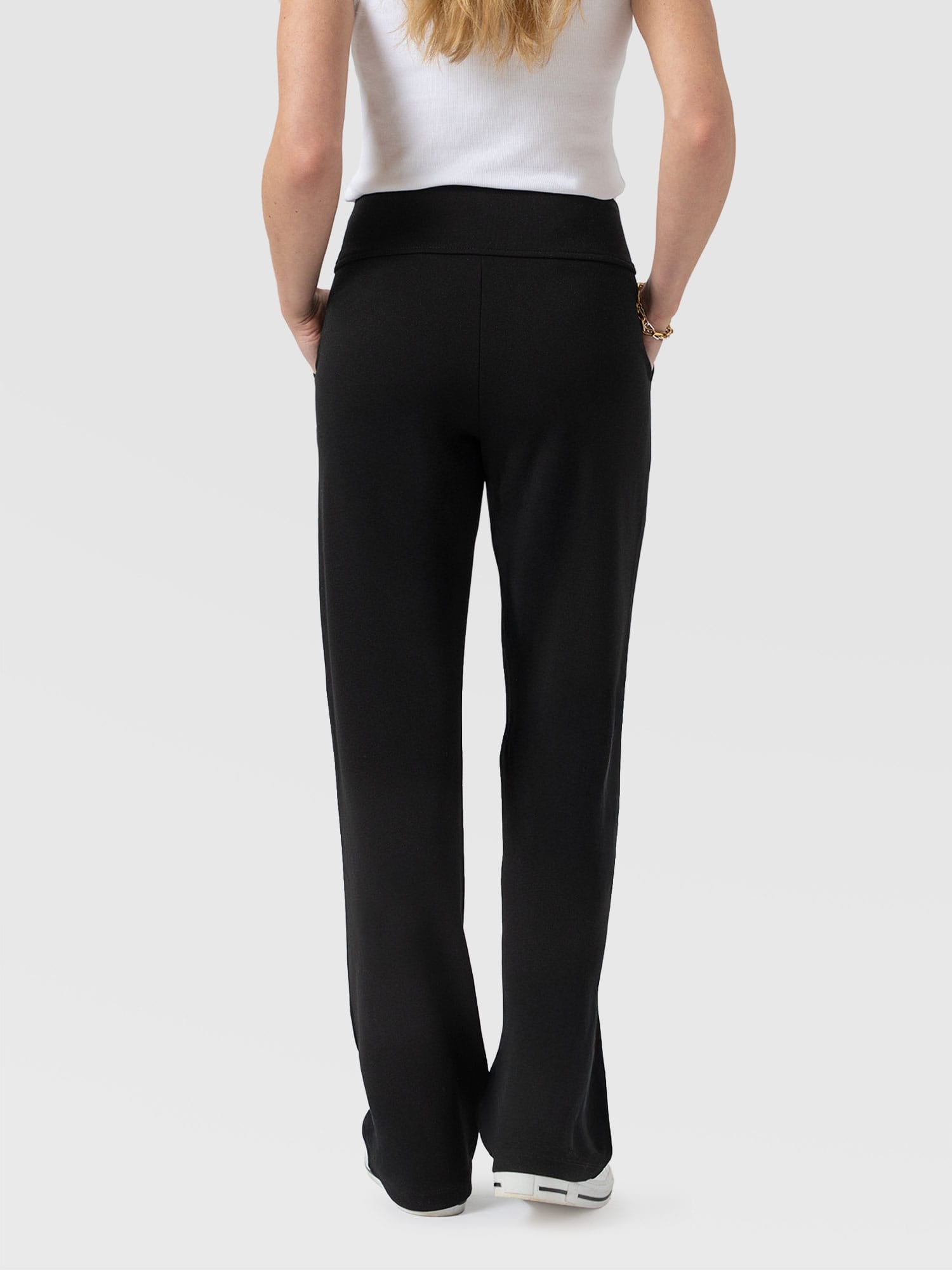 Runway Pant Black - Women's Trousers | Saint + Sofia® EU