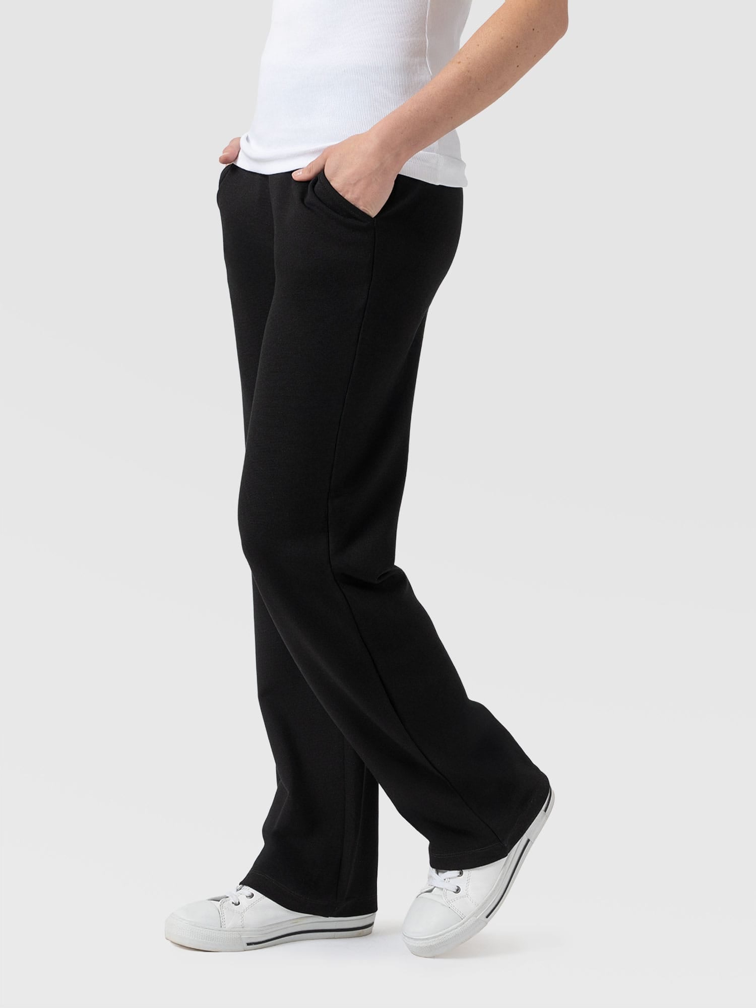 Runway Pant Black - Women's Trousers | Saint and Sofia® EU