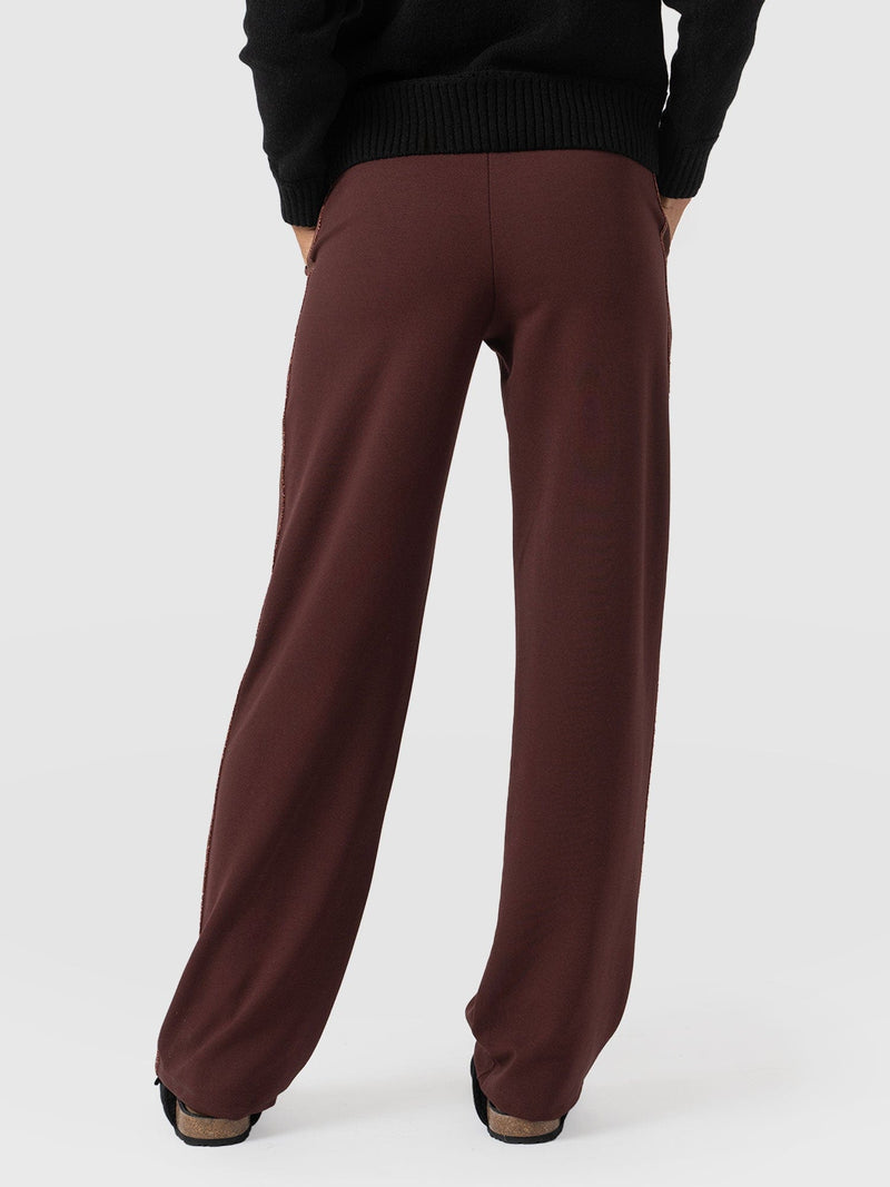 Runway Pant Bottle Maroon with Bronze Stripe - Women's Trousers | Saint + Sofia® EU