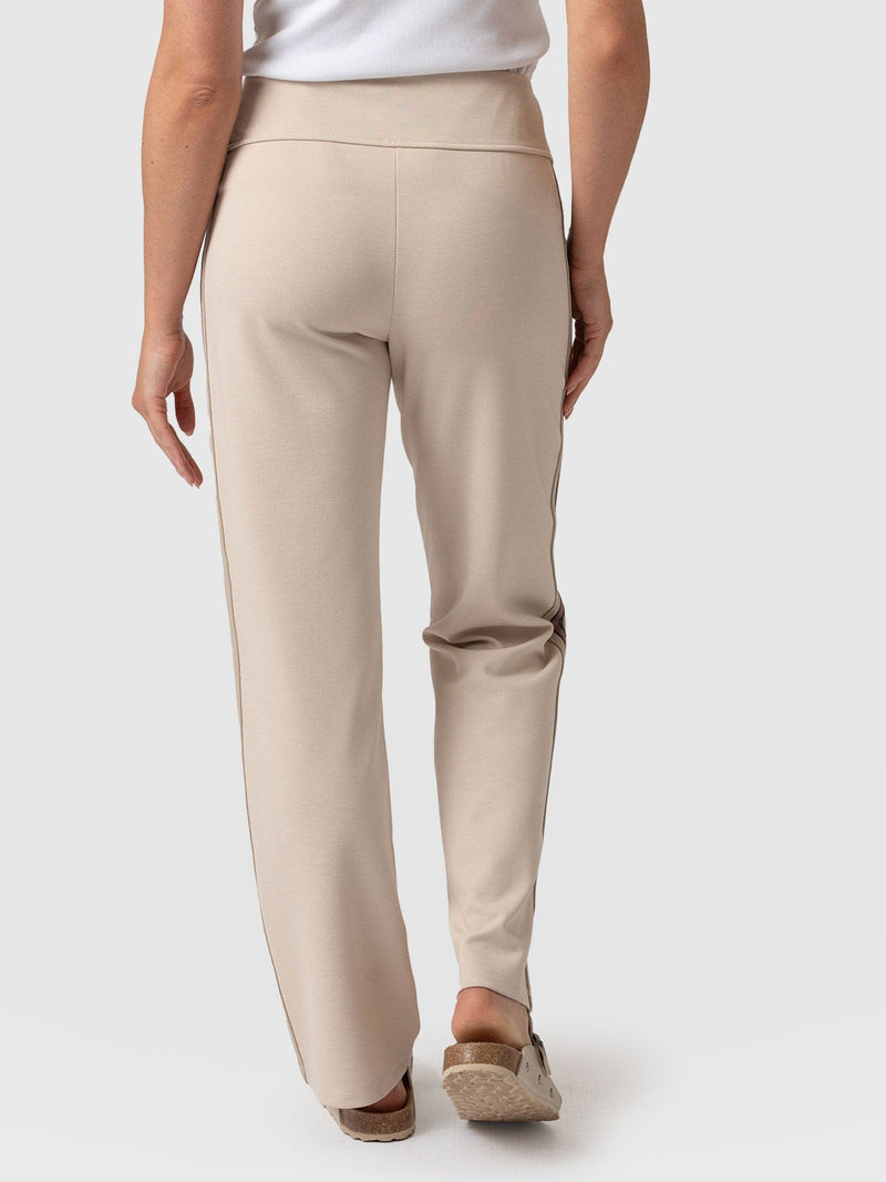 Runway Pant Light Beige with Gold Lurex Tape - Women's Trousers | Saint + Sofia® EU