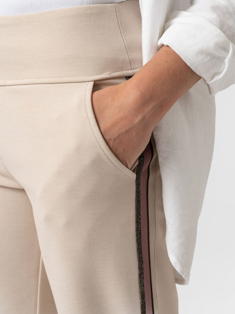 Runway Pant Light Beige with Gold Lurex Tape - Women's Trousers | Saint + Sofia® EU