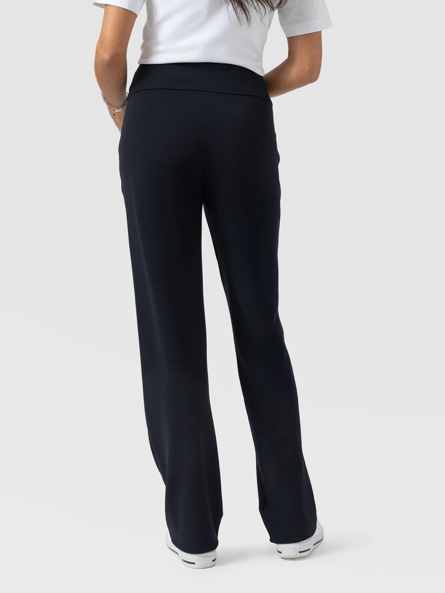 Runway Pant Navy - Women's Trousers | Saint and Sofia® EU